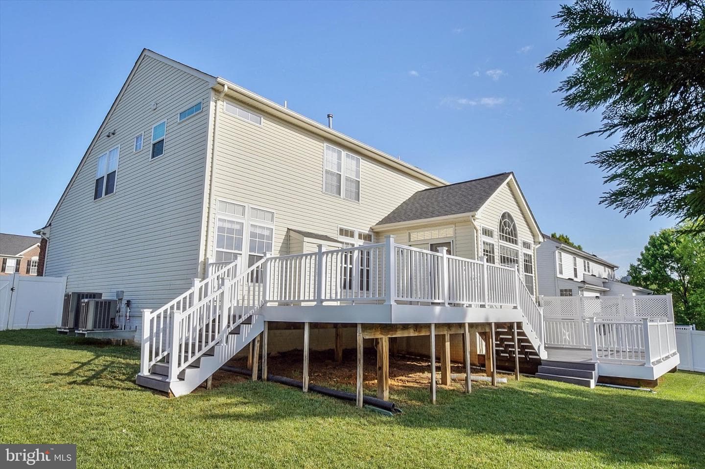 17 Kinross Drive photo 102