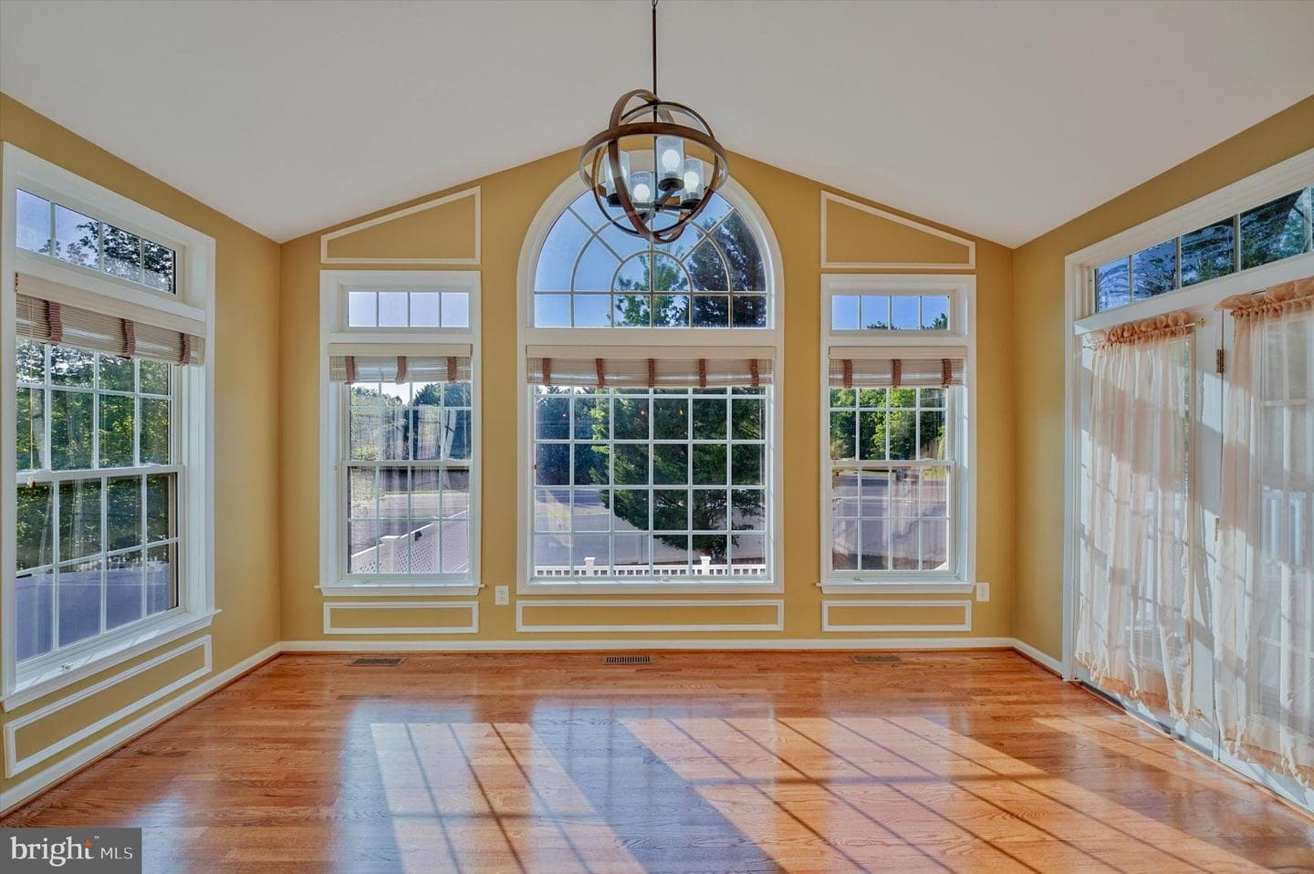 17 Kinross Drive photo 35
