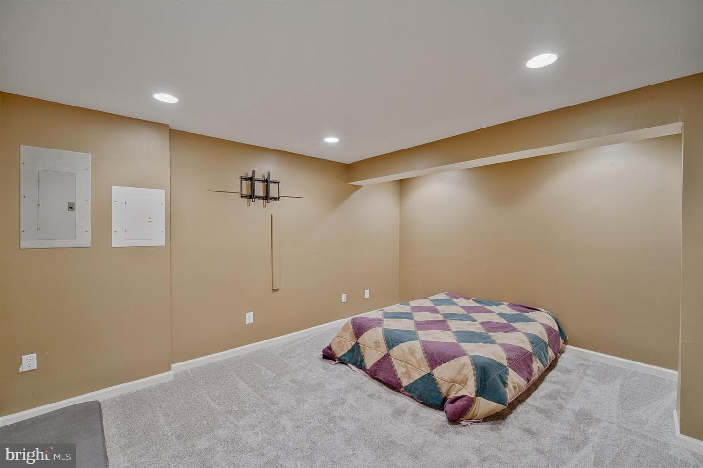 17 Kinross Drive photo 48
