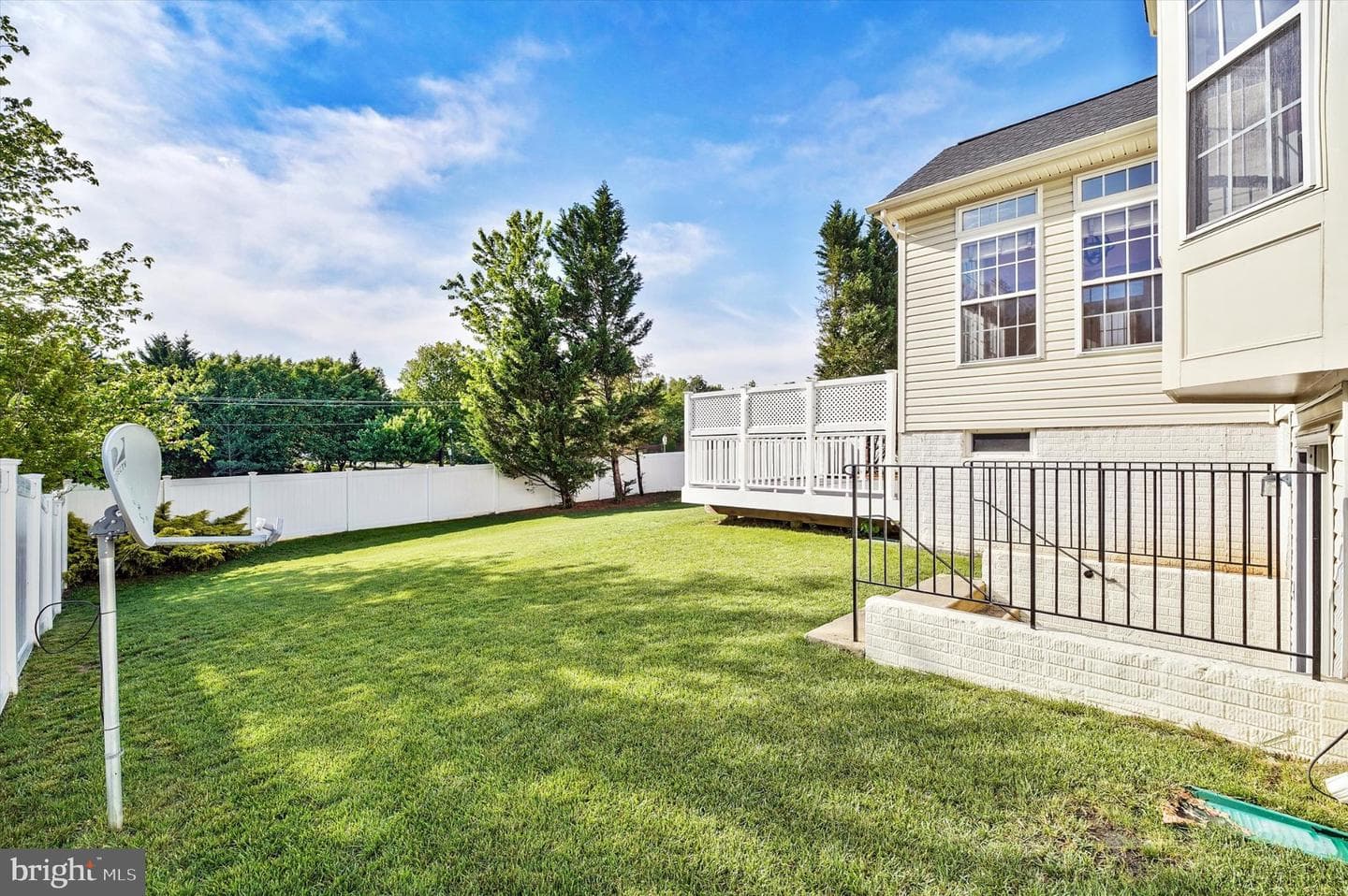 17 Kinross Drive photo 99