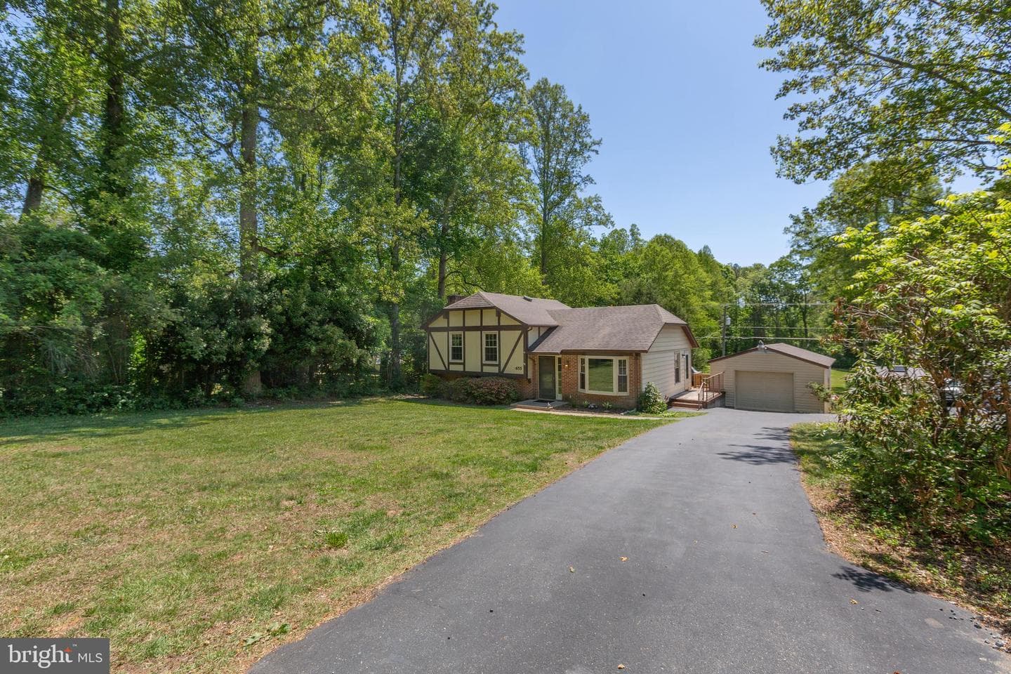 655 Holly Corner Road photo 1