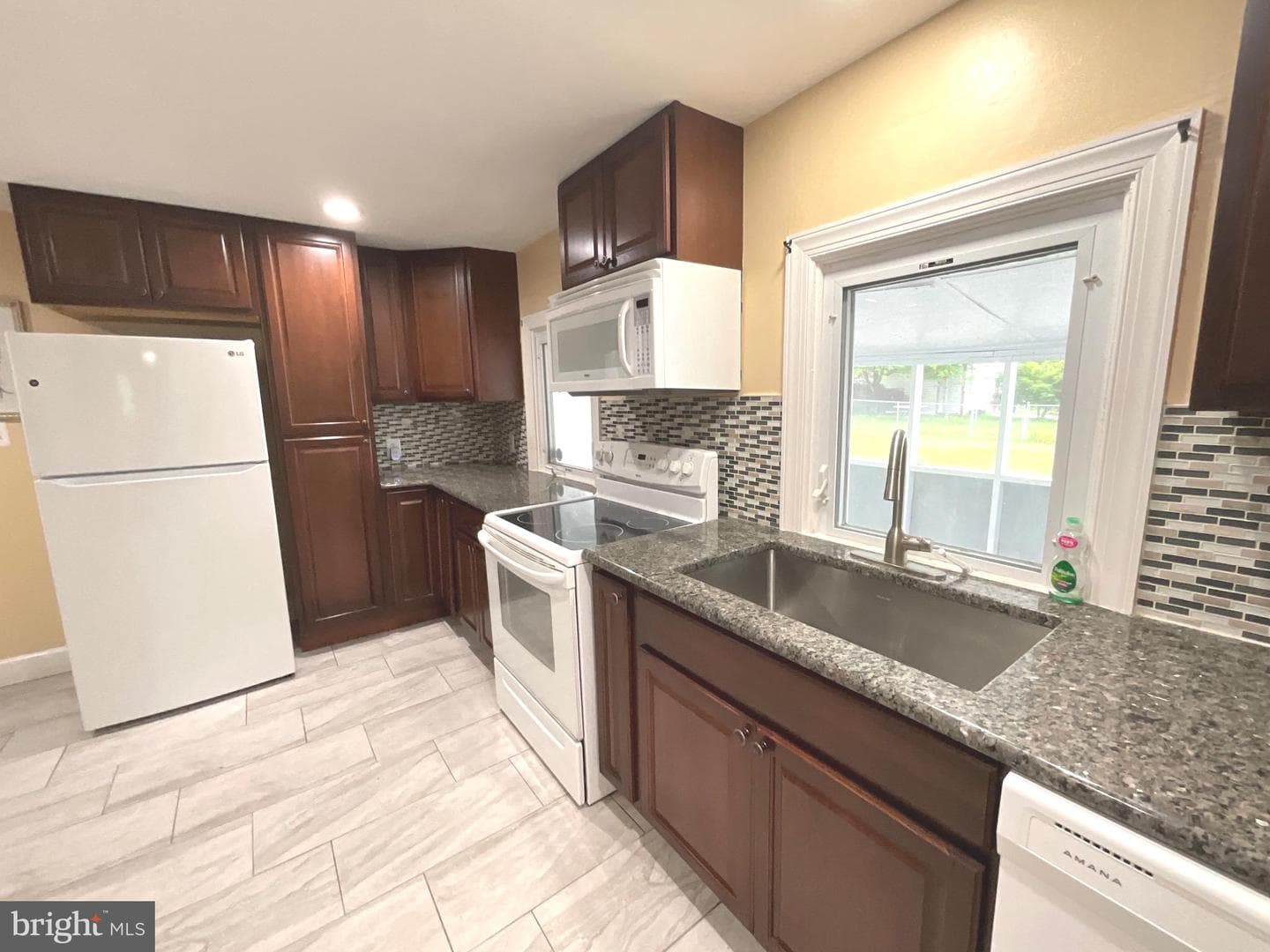 86 Kelley Road photo 9