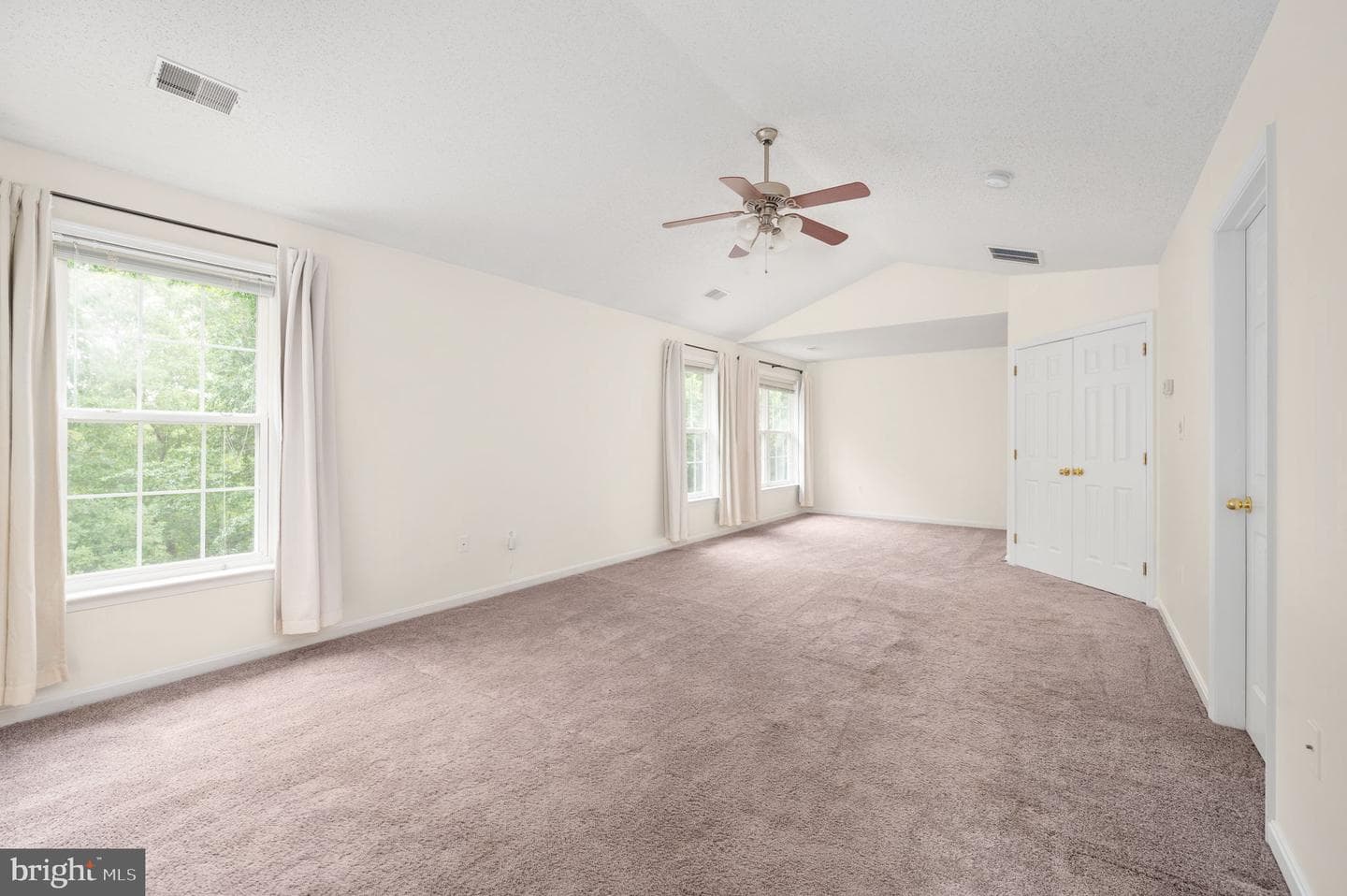 18 Birney Court photo 42