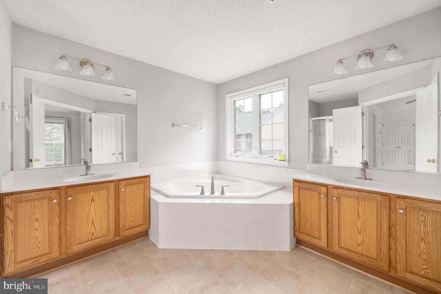 18 Birney Court photo 45