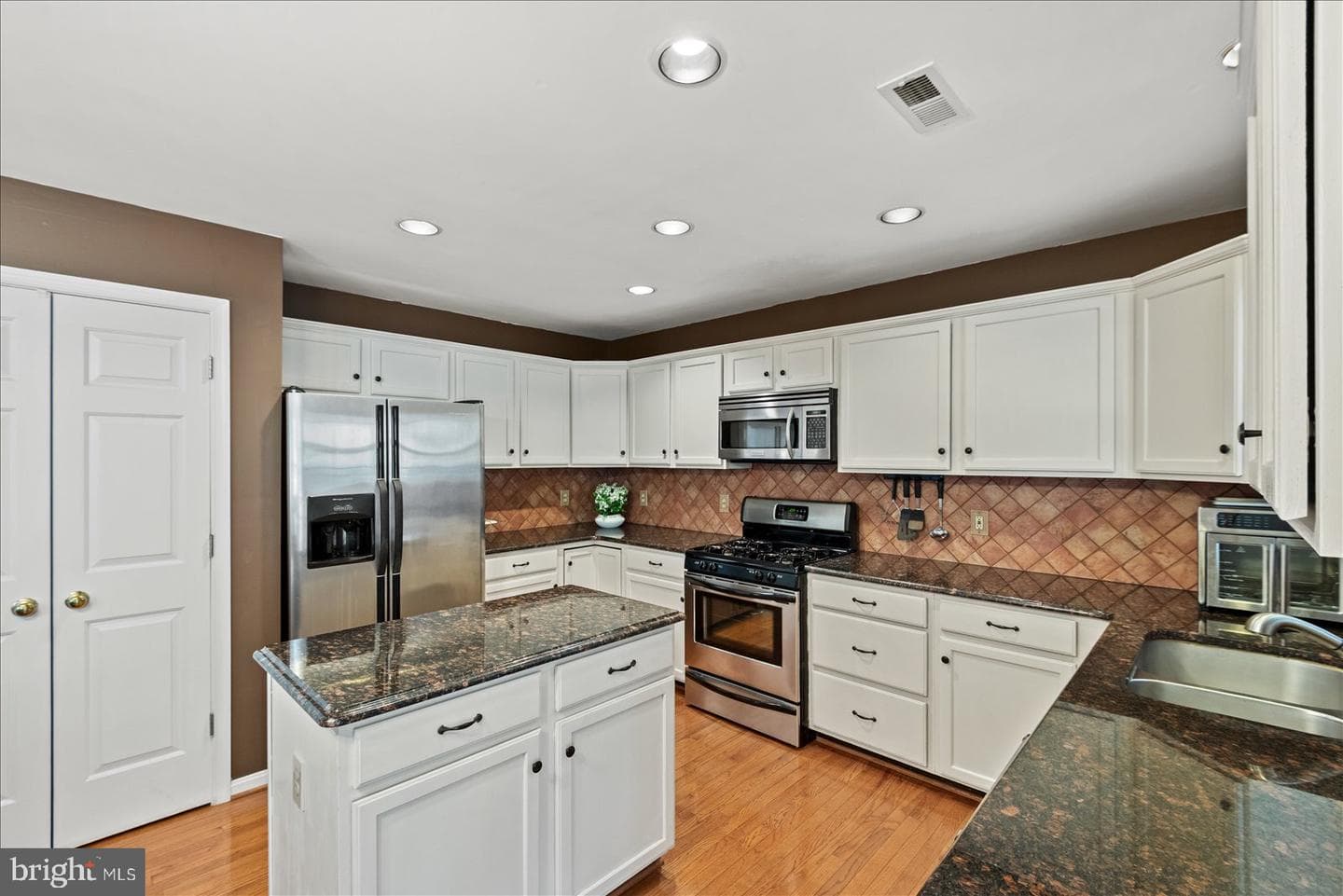 7 Dunkirk Lane photo 23