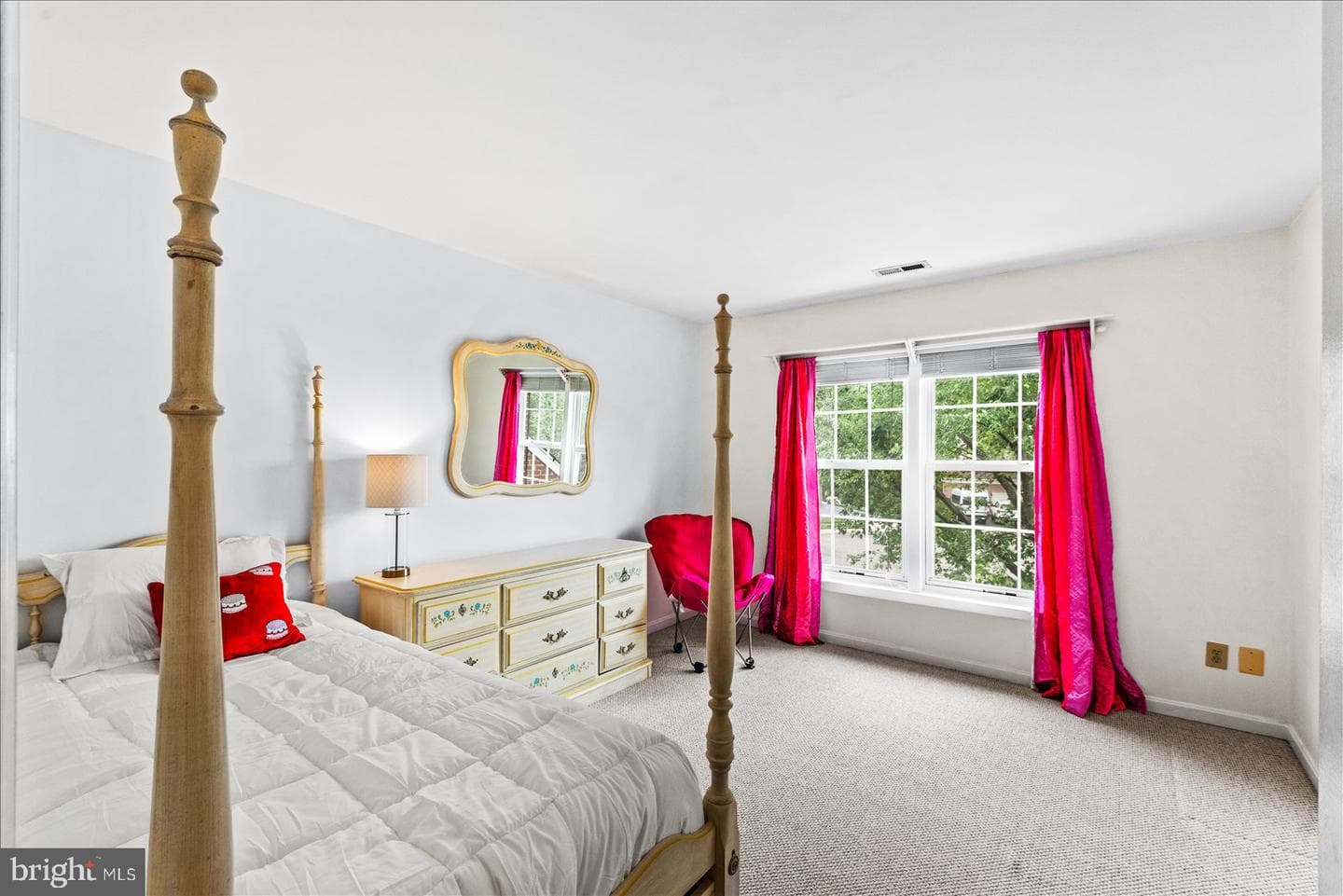 7 Dunkirk Lane photo 35