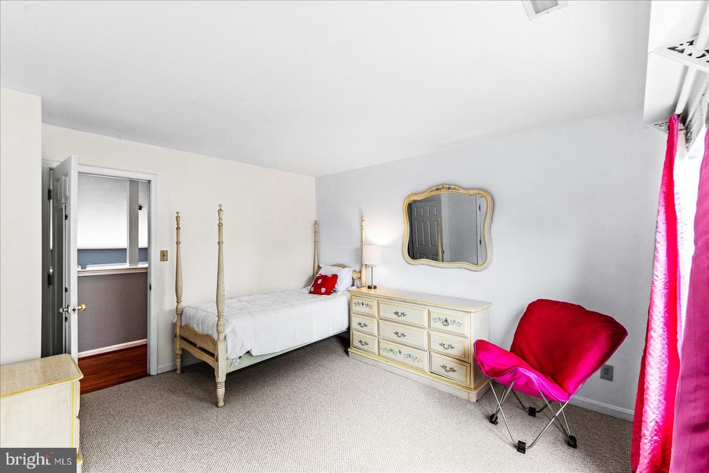 7 Dunkirk Lane photo 36