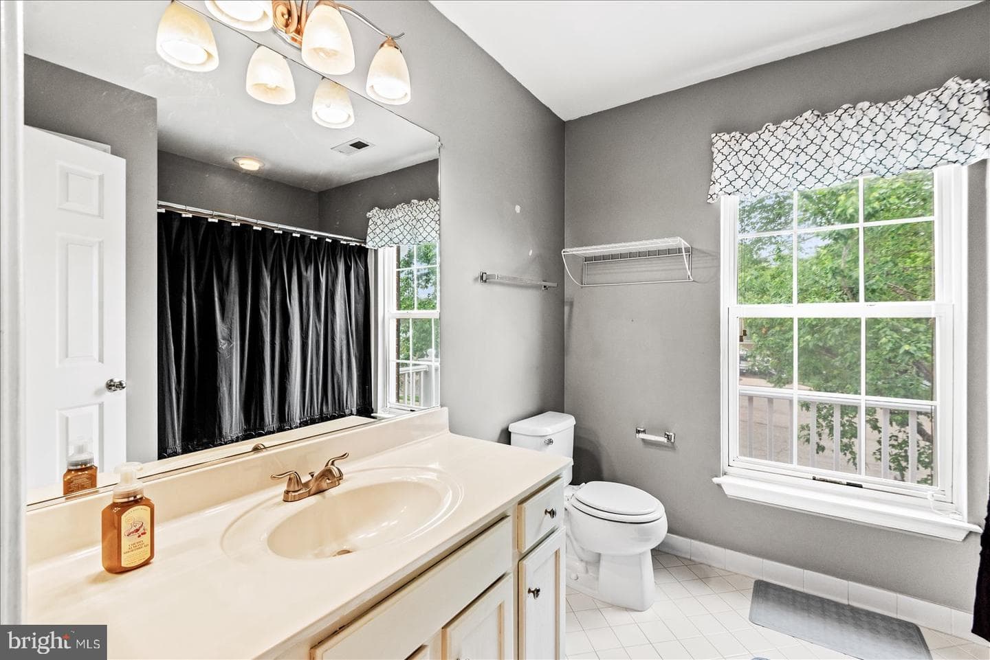 7 Dunkirk Lane photo 42
