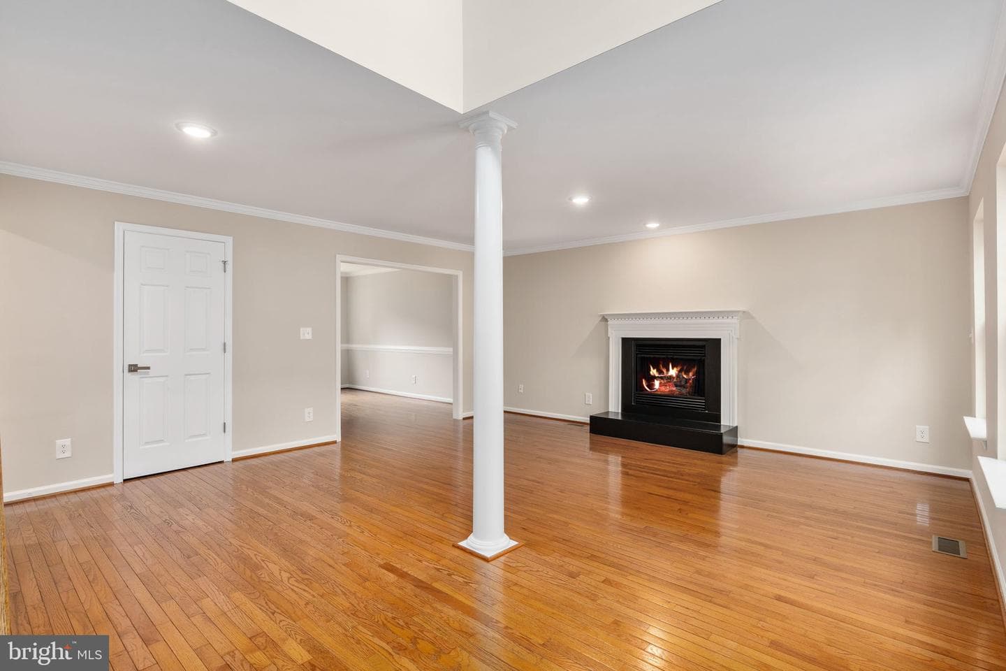 60 Saint Roberts Dr photo 3