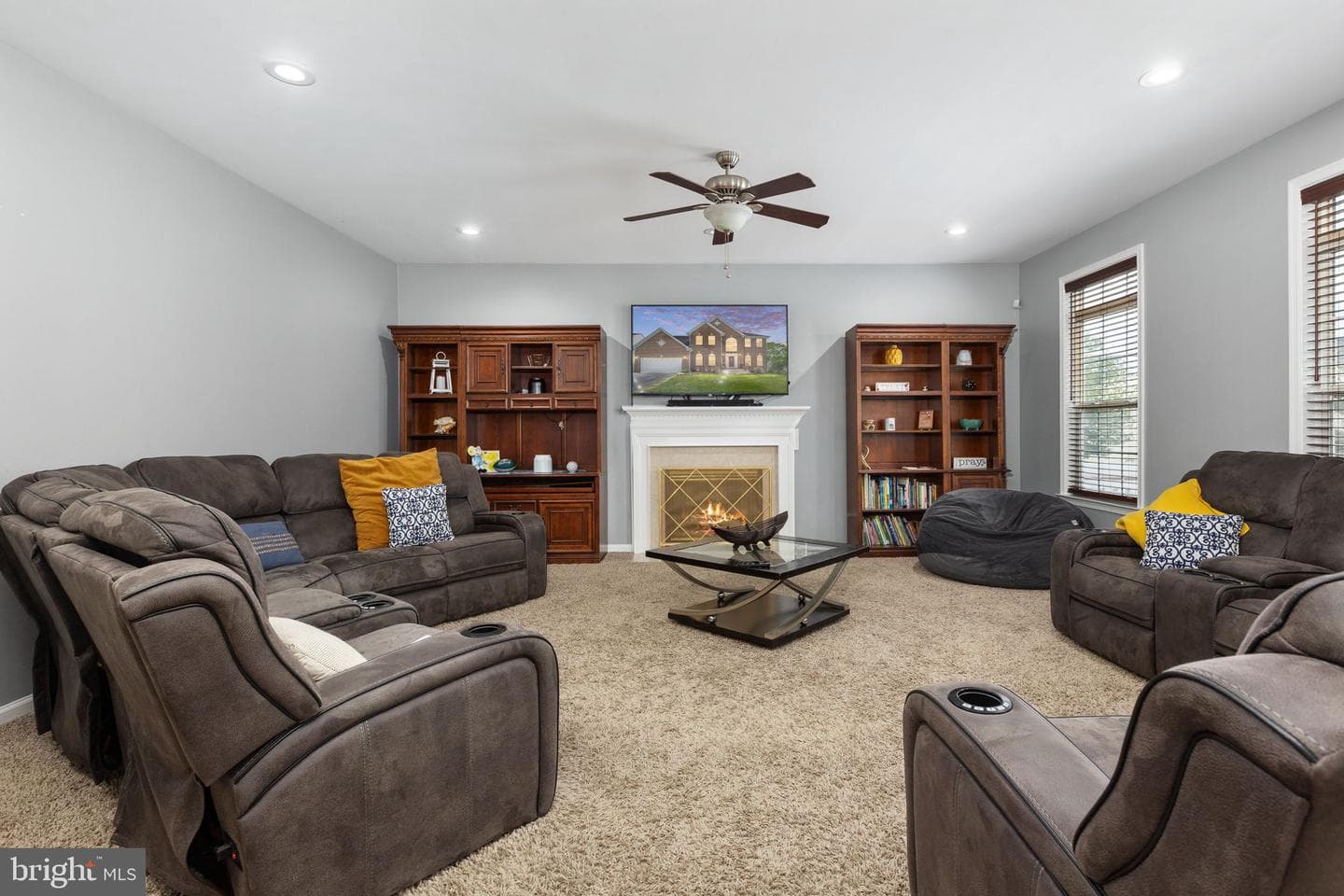 8 Saint Richards Court photo 26