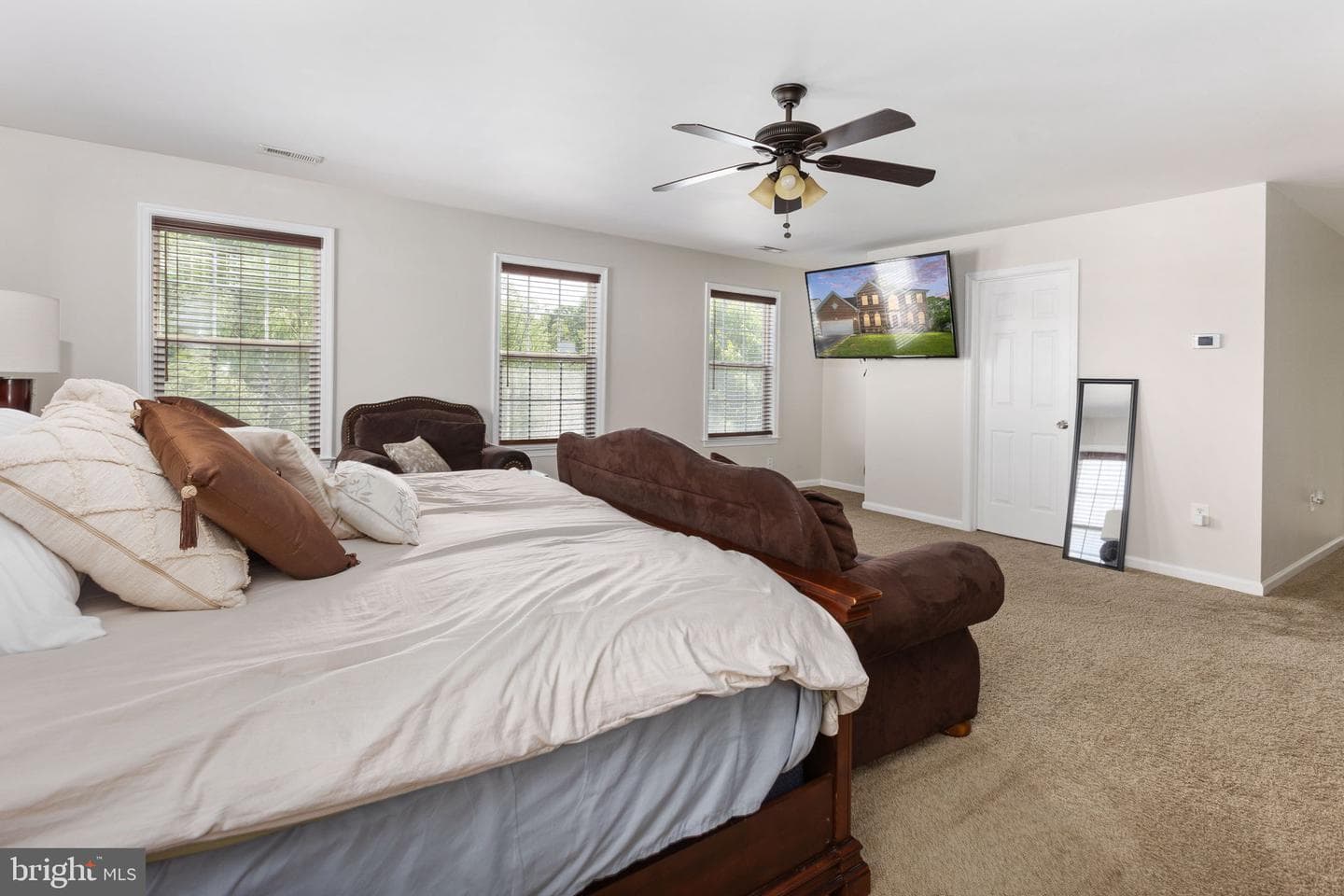 8 Saint Richards Court photo 48