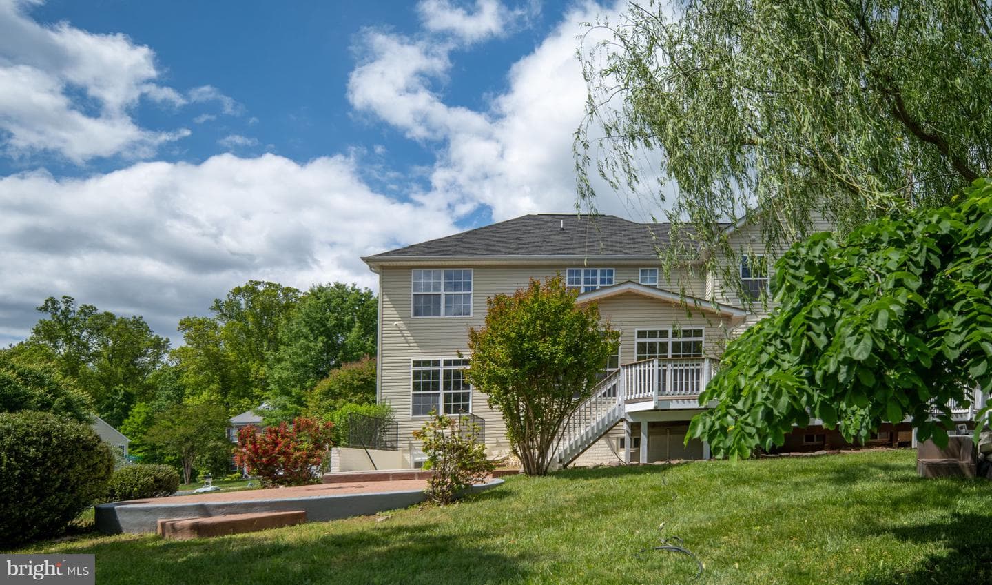 8 Saint Richards Court photo 5