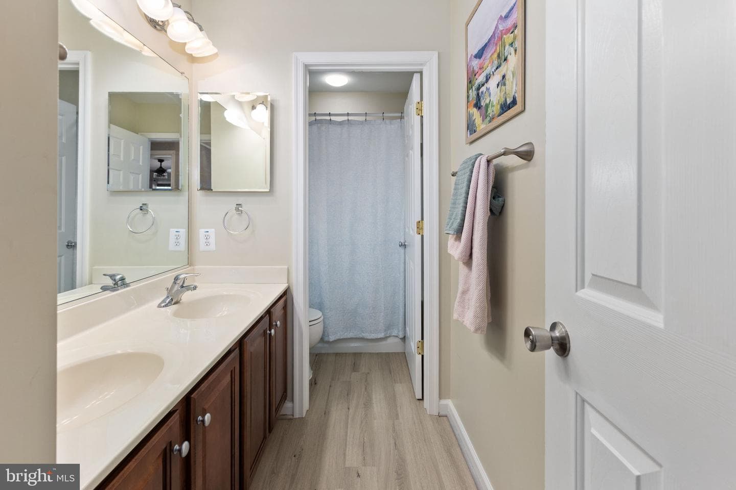 8 Saint Richards Court photo 67