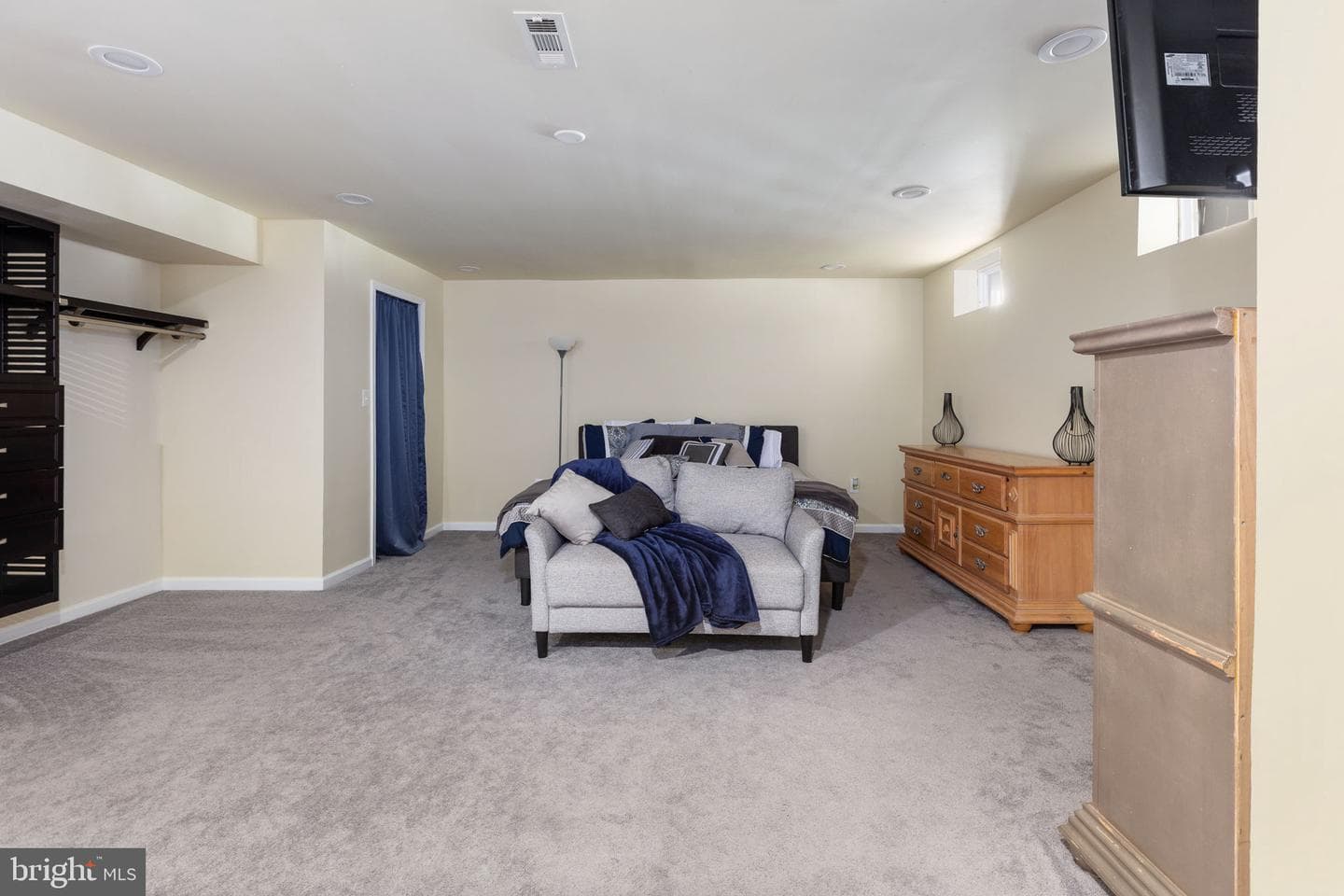 8 Saint Richards Court photo 70