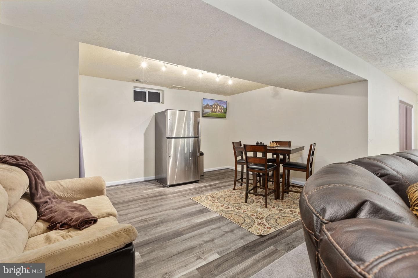 8 Saint Richards Court photo 83