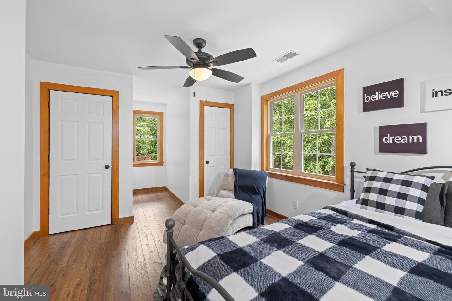 81 Lady Jane Lane photo 31