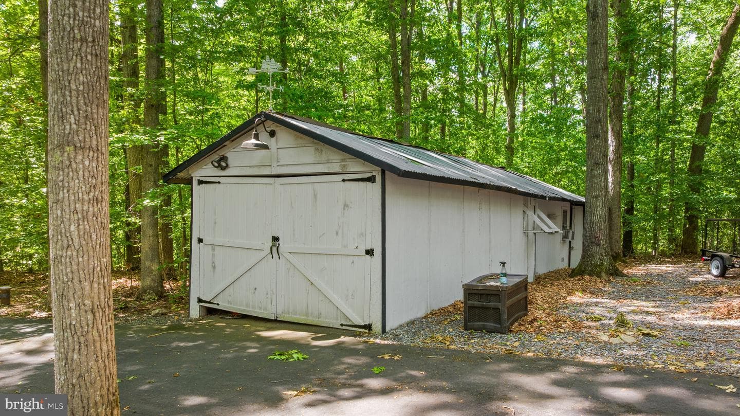 81 Lady Jane Lane photo 49