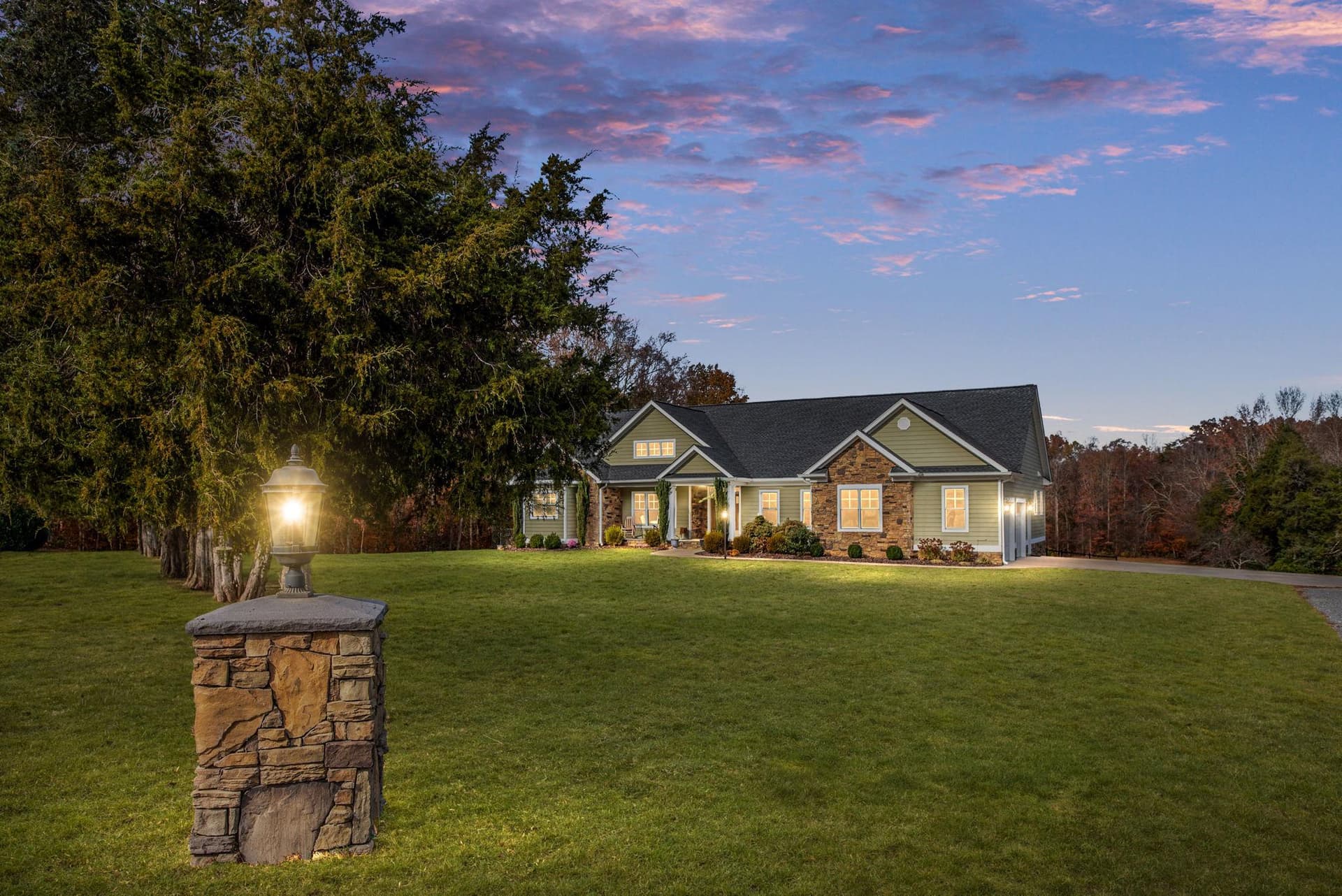 145 Forest Lane Road, Fredericksburg