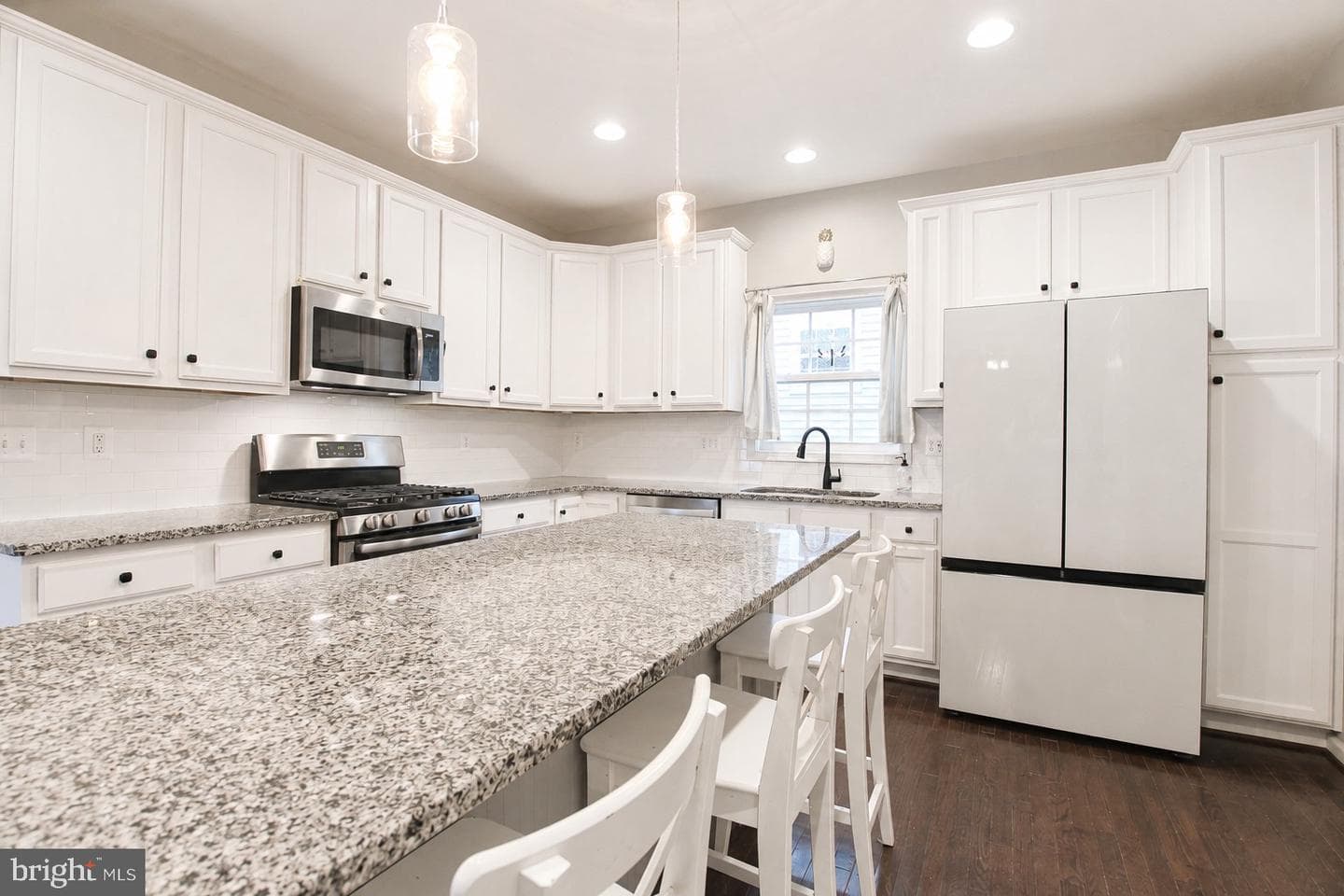 111 Ginger Lane photo 10