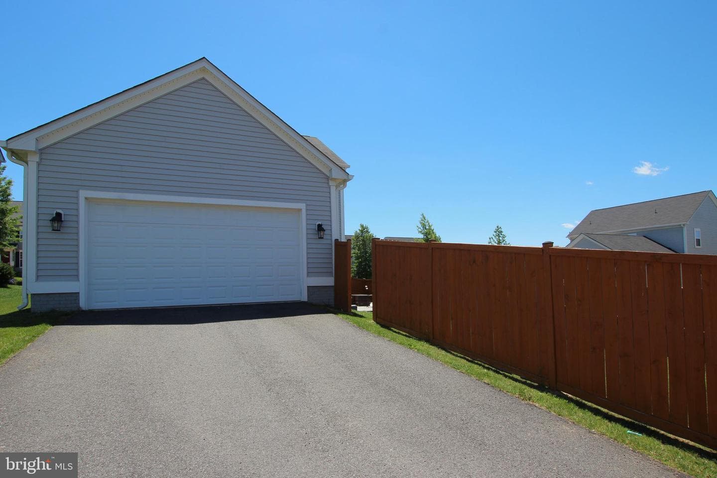 111 Ginger Lane photo 17