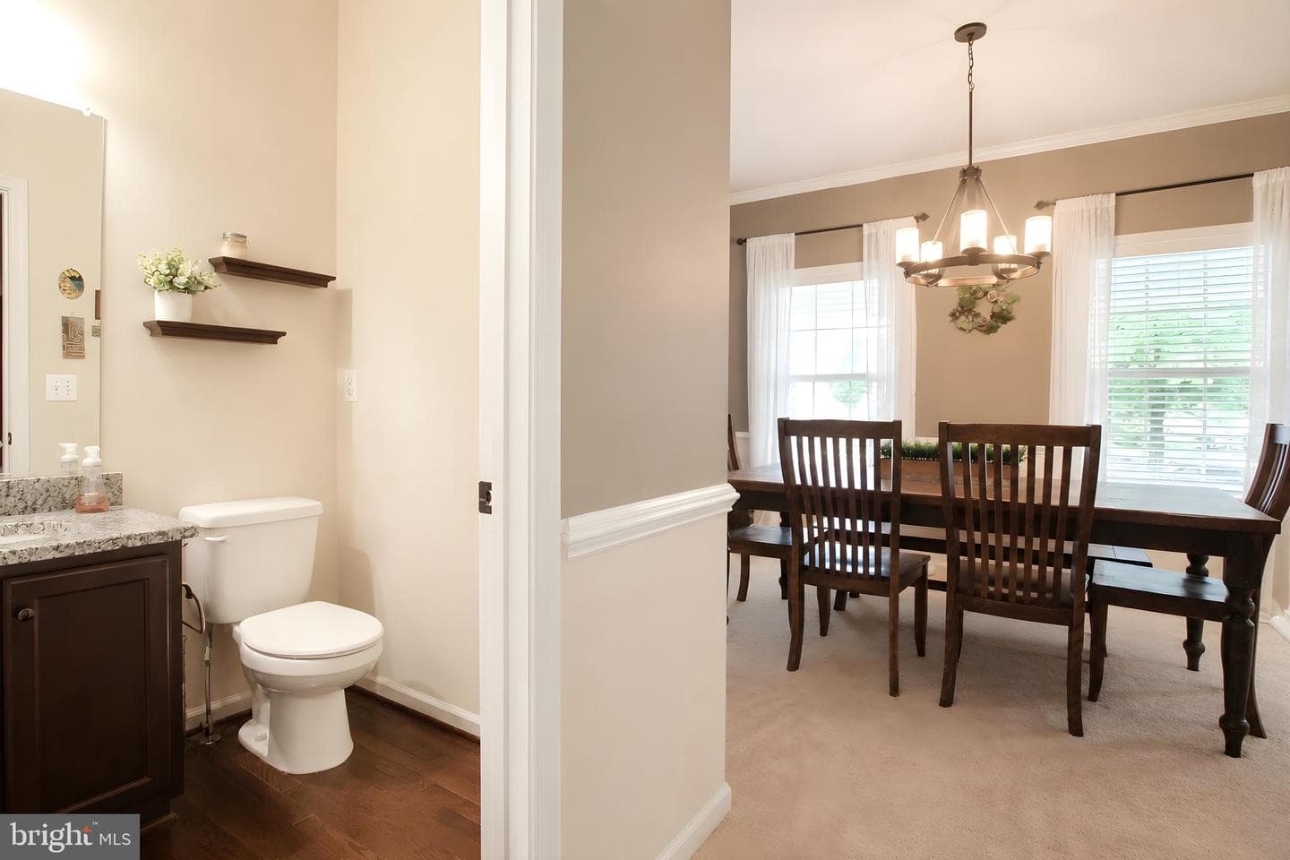 111 Ginger Lane photo 8