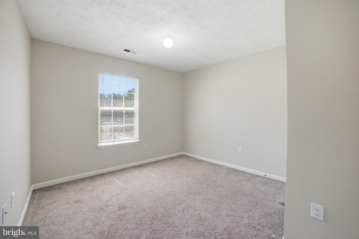 1111 Kings Crest Drive photo 12
