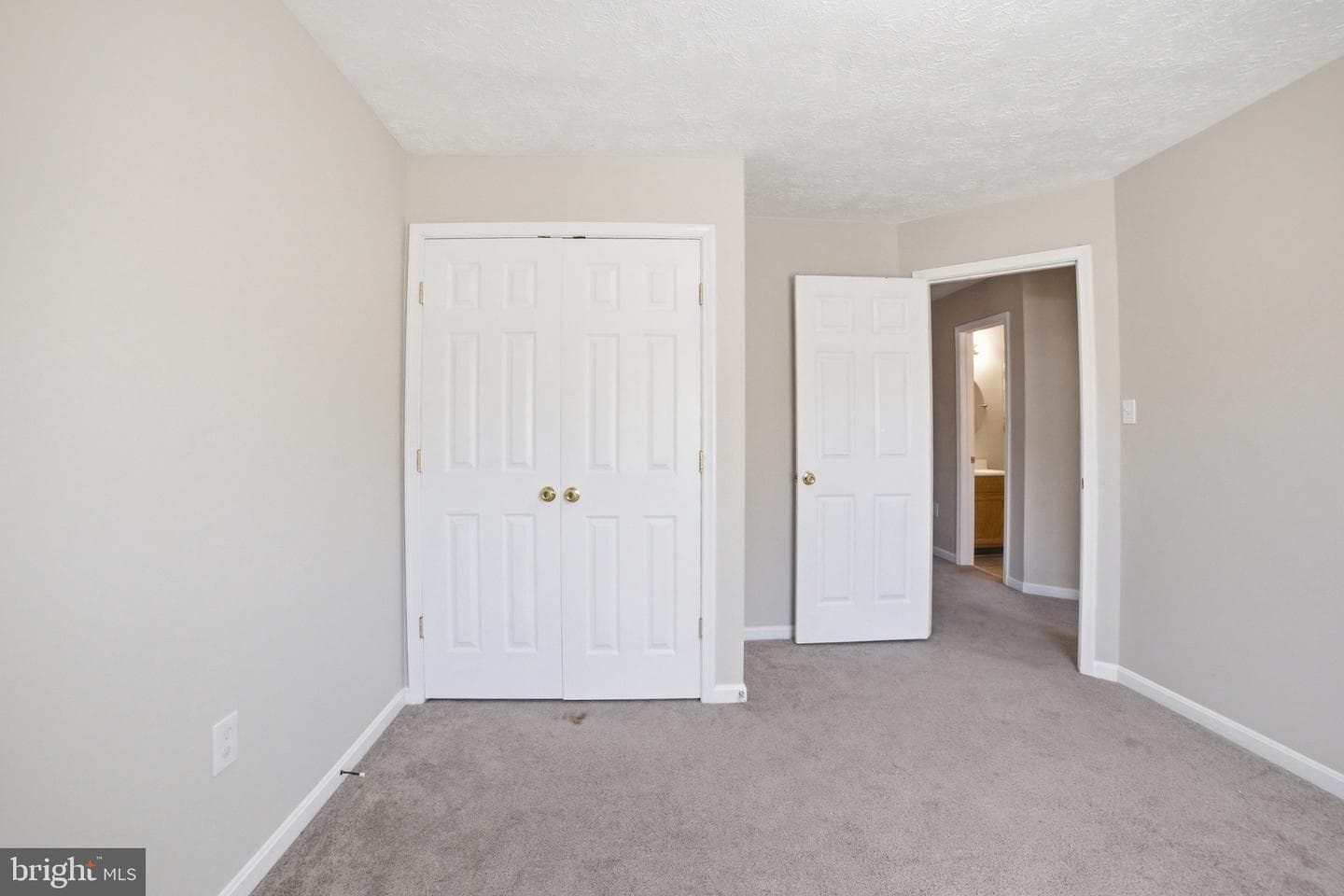 1111 Kings Crest Drive photo 13