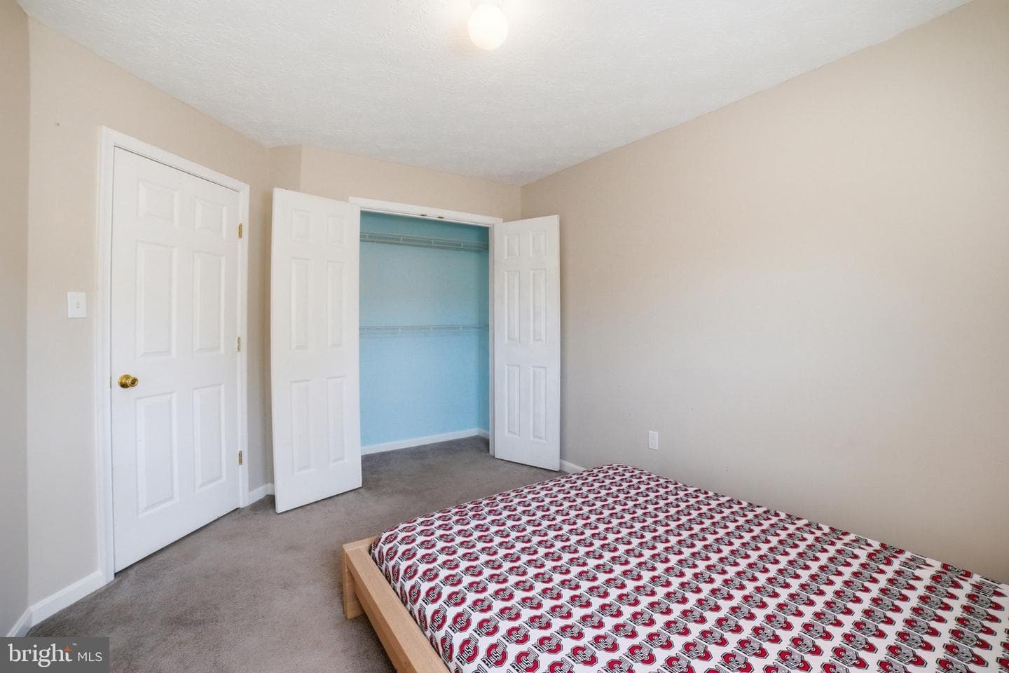 1111 Kings Crest Drive photo 15