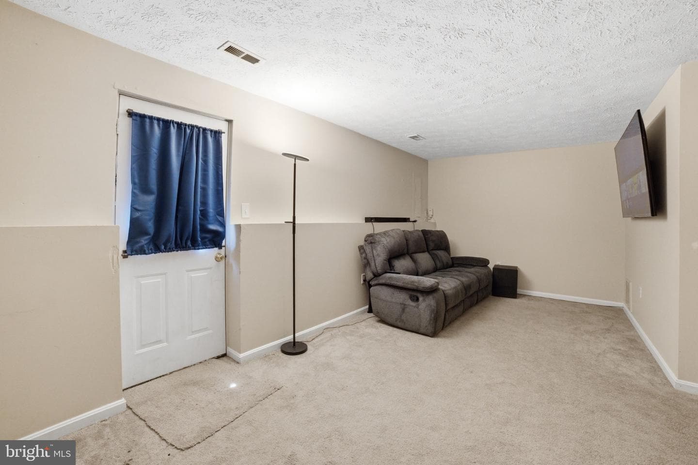 1111 Kings Crest Drive photo 19