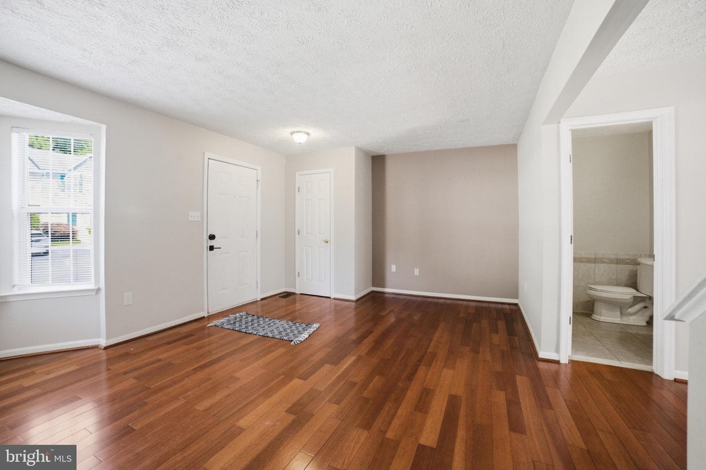 1111 Kings Crest Drive photo 6