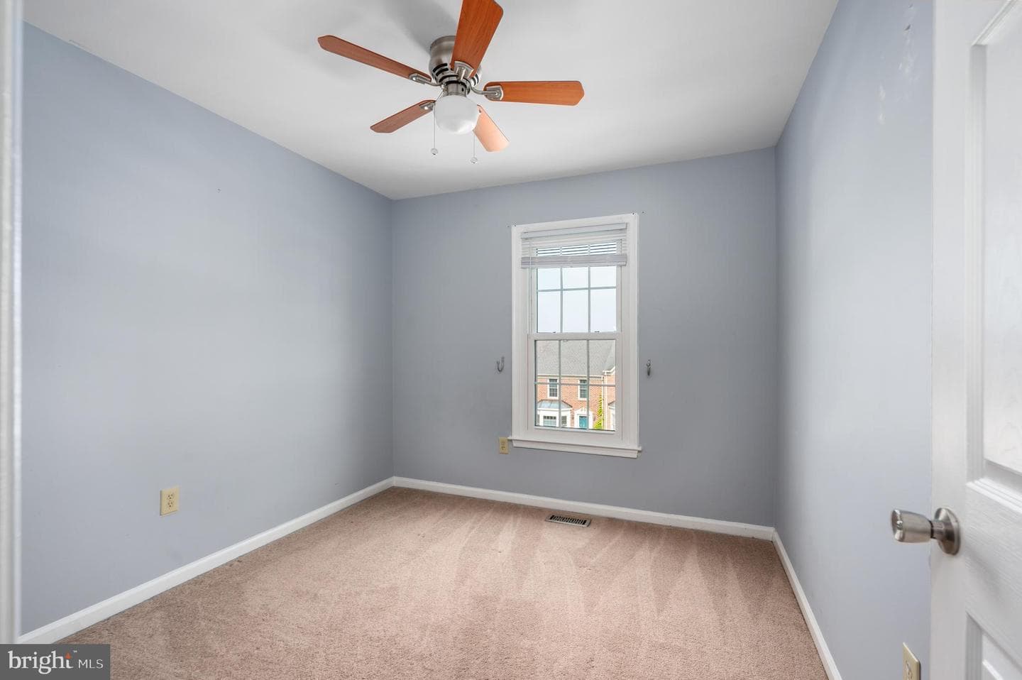 410 Fair Oaks Avenue photo 40