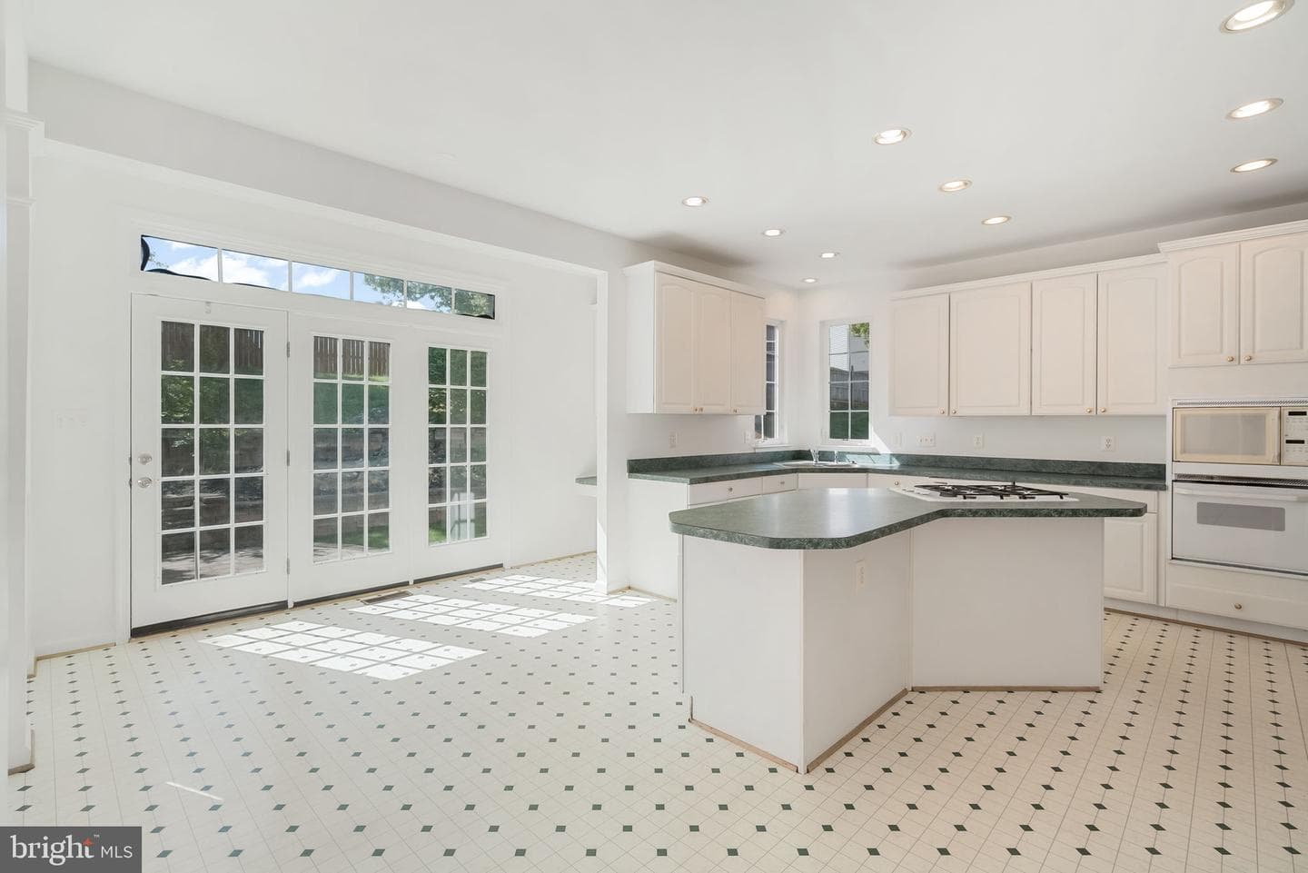 47 Montgomery Drive photo 16
