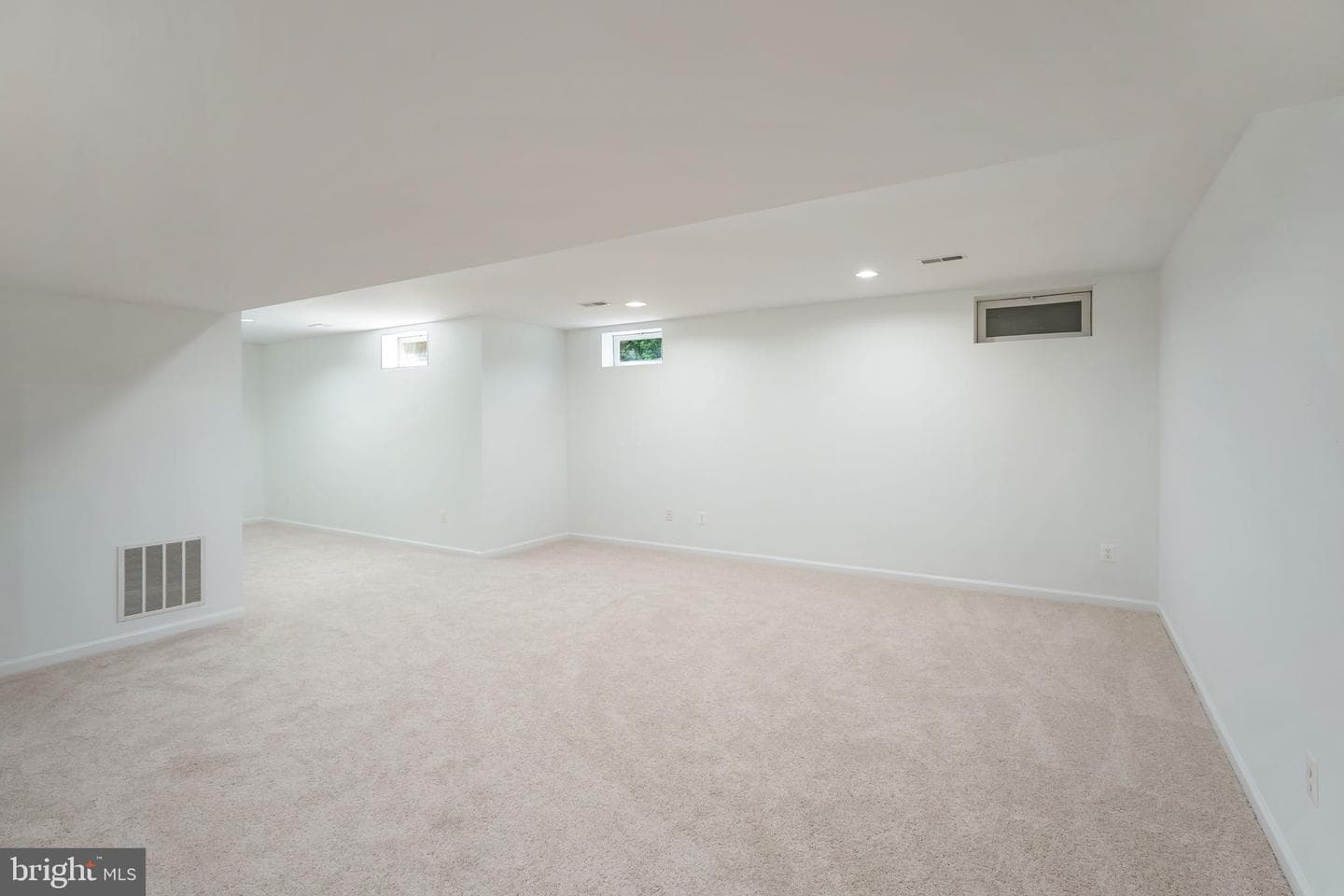 47 Montgomery Drive photo 35
