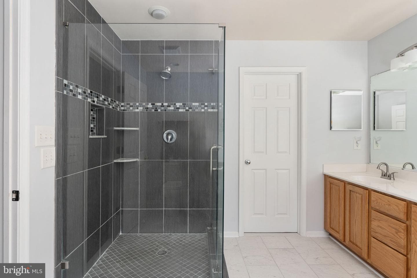142 Greenway Street photo 65