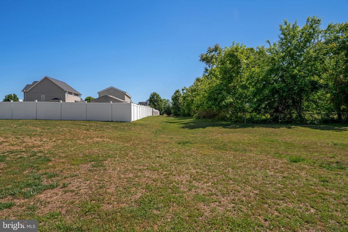 142 Greenway Street photo 89
