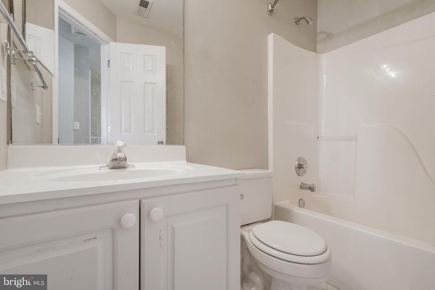 405 Donelson Loop photo 24