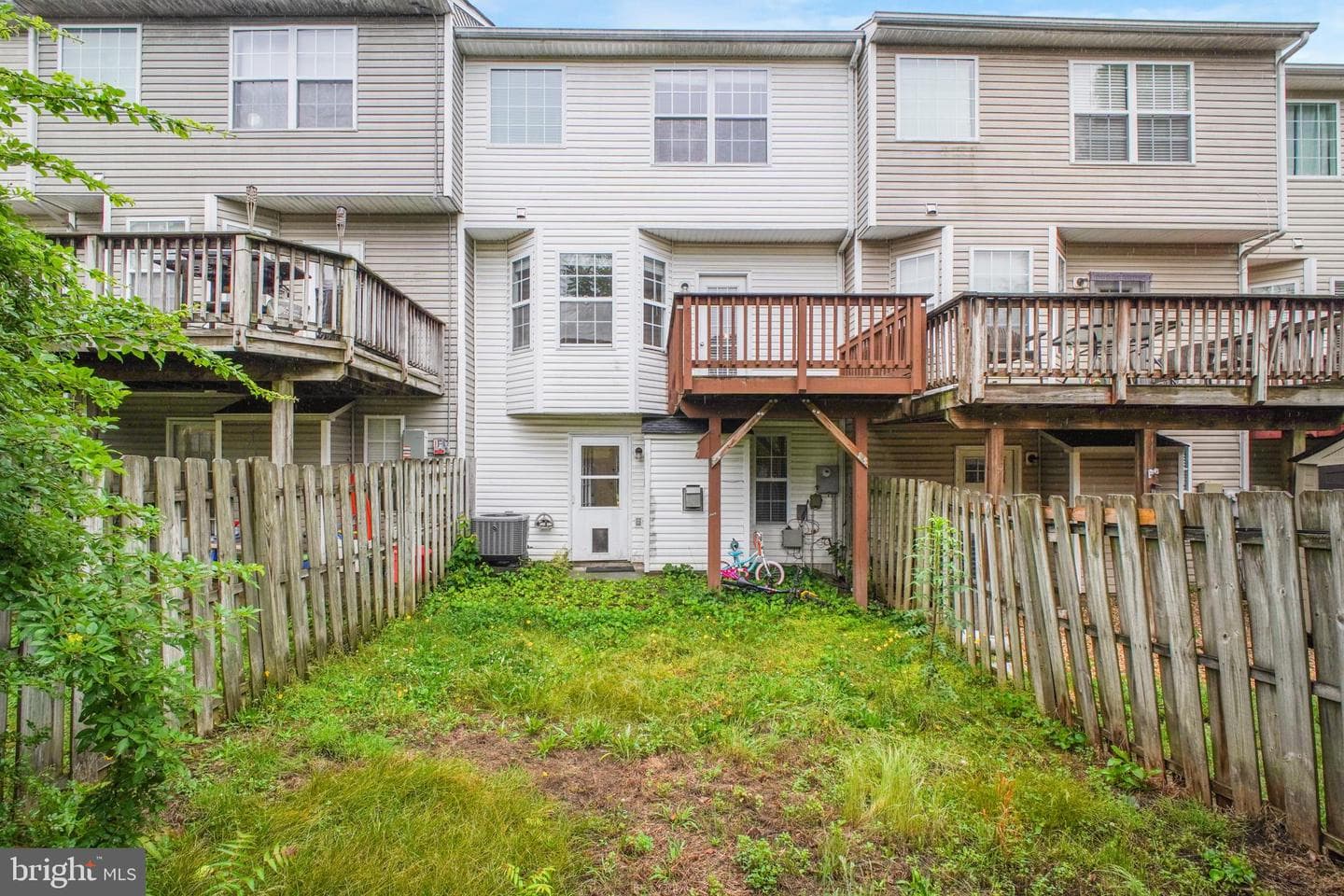 405 Donelson Loop photo 3