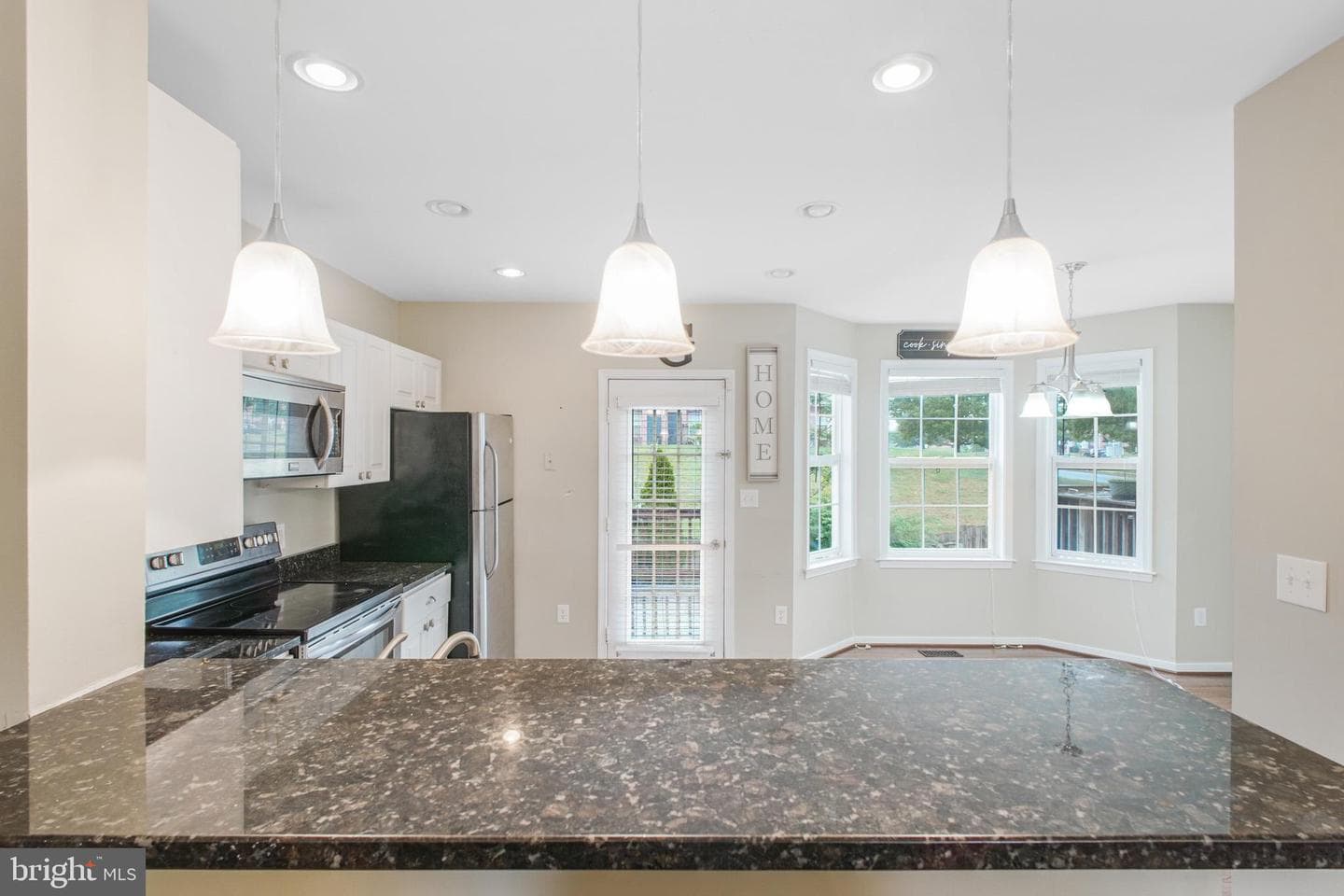 405 Donelson Loop photo 9