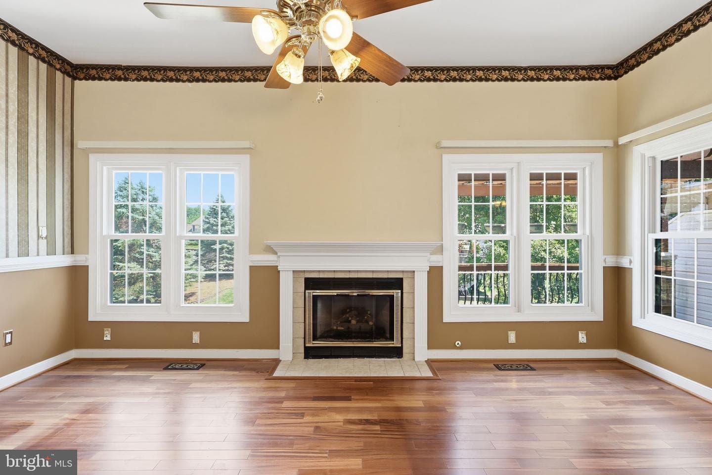 104 Waters Landing photo 10