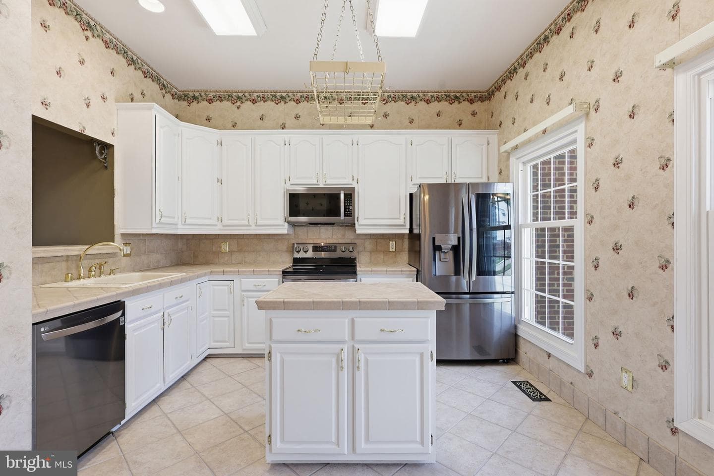 104 Waters Landing photo 5