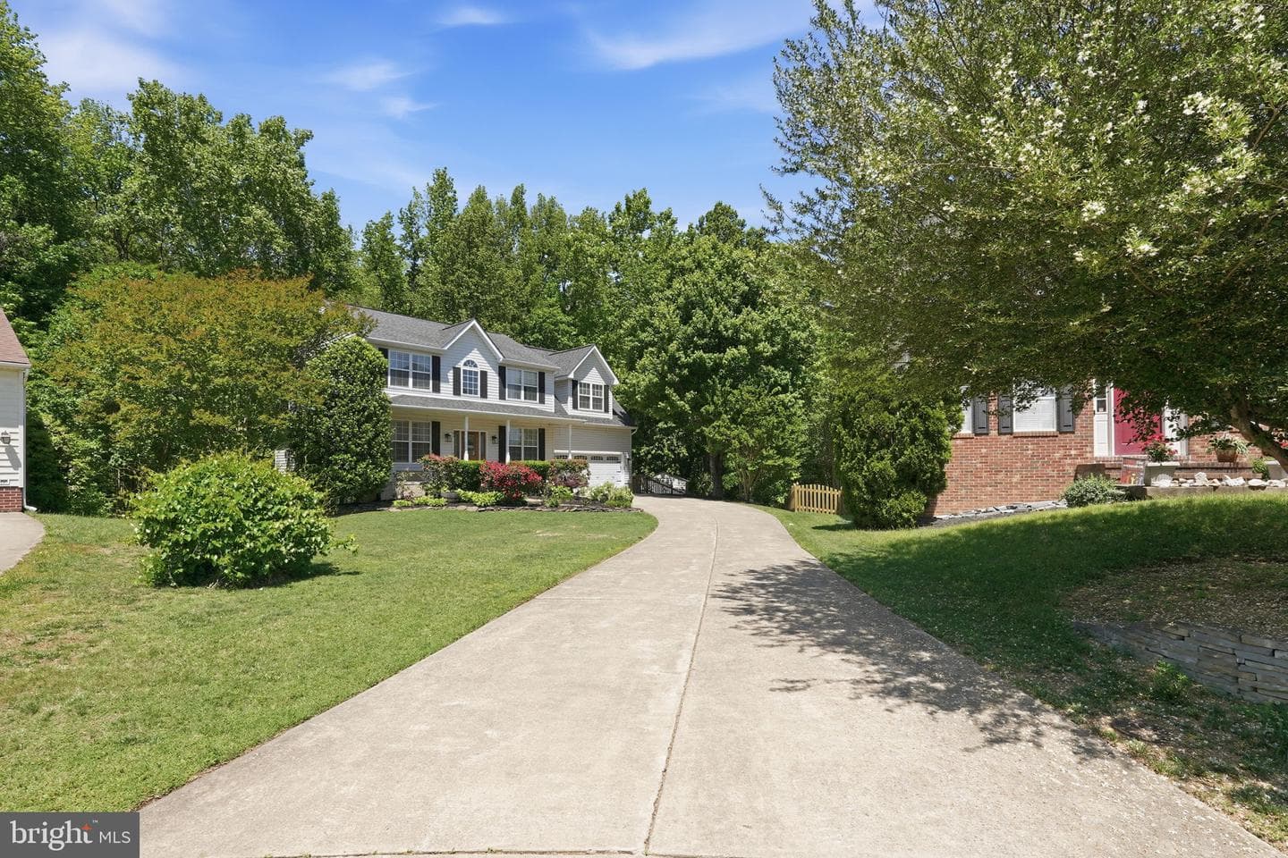 12 Pin Oak Court photo 3