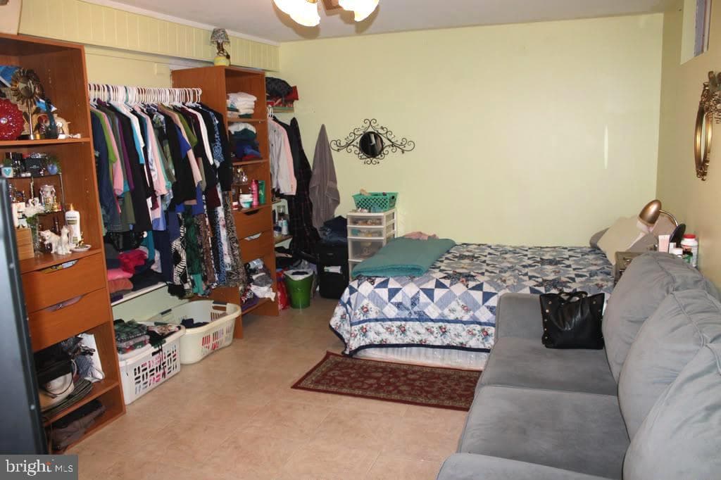 45 Holden Lane photo 36