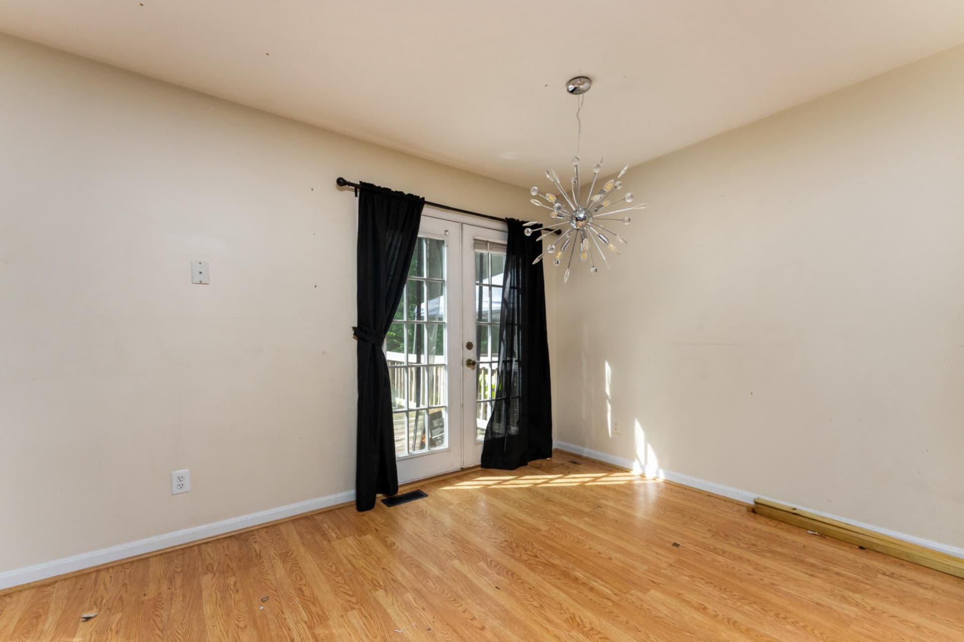 209 Clint Ln photo 10