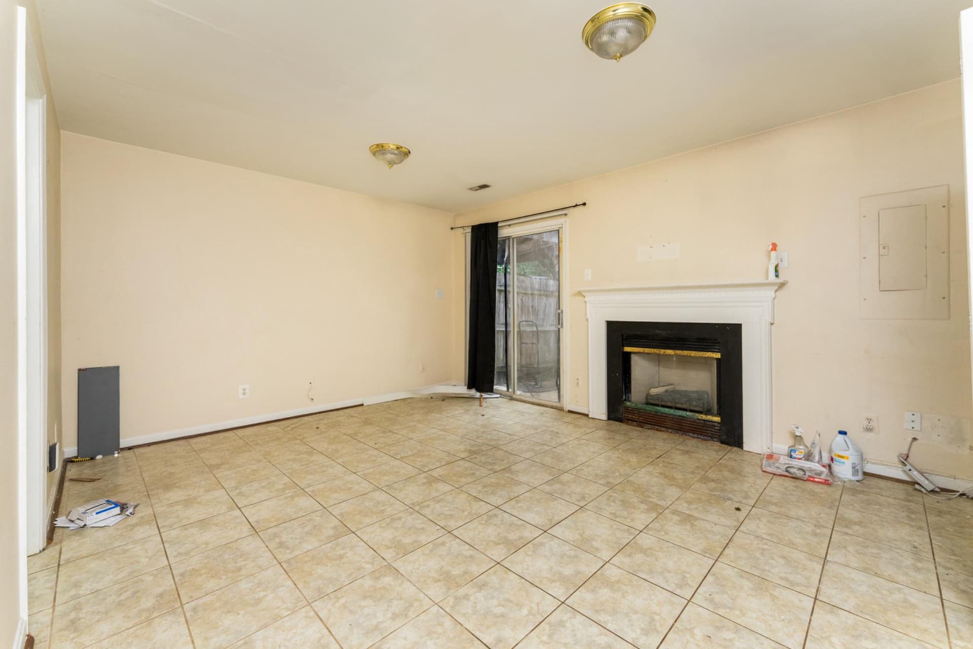 209 Clint Ln photo 8