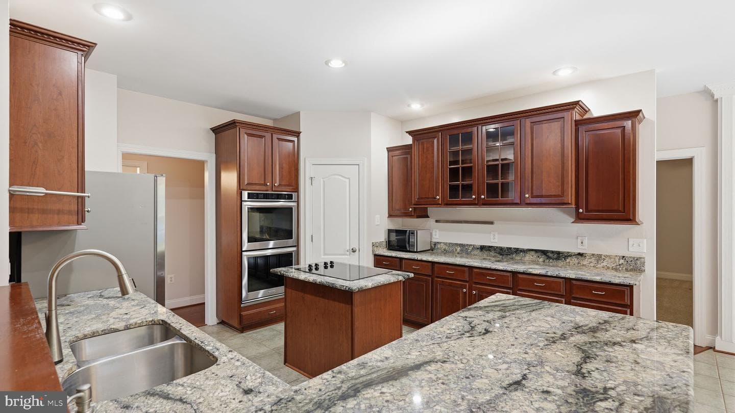 14 Hempstead Lane photo 5