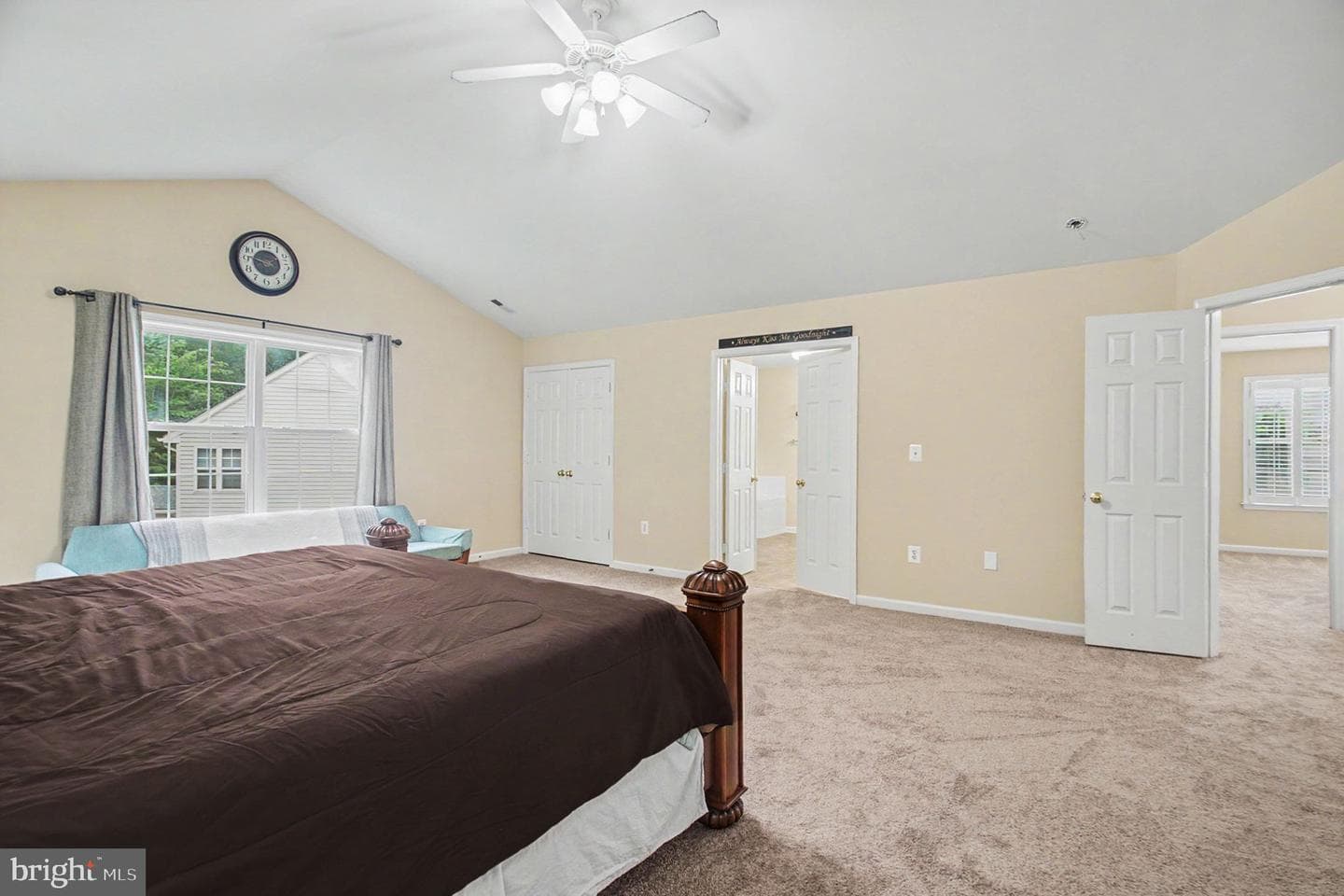 89 Tavern Road photo 21