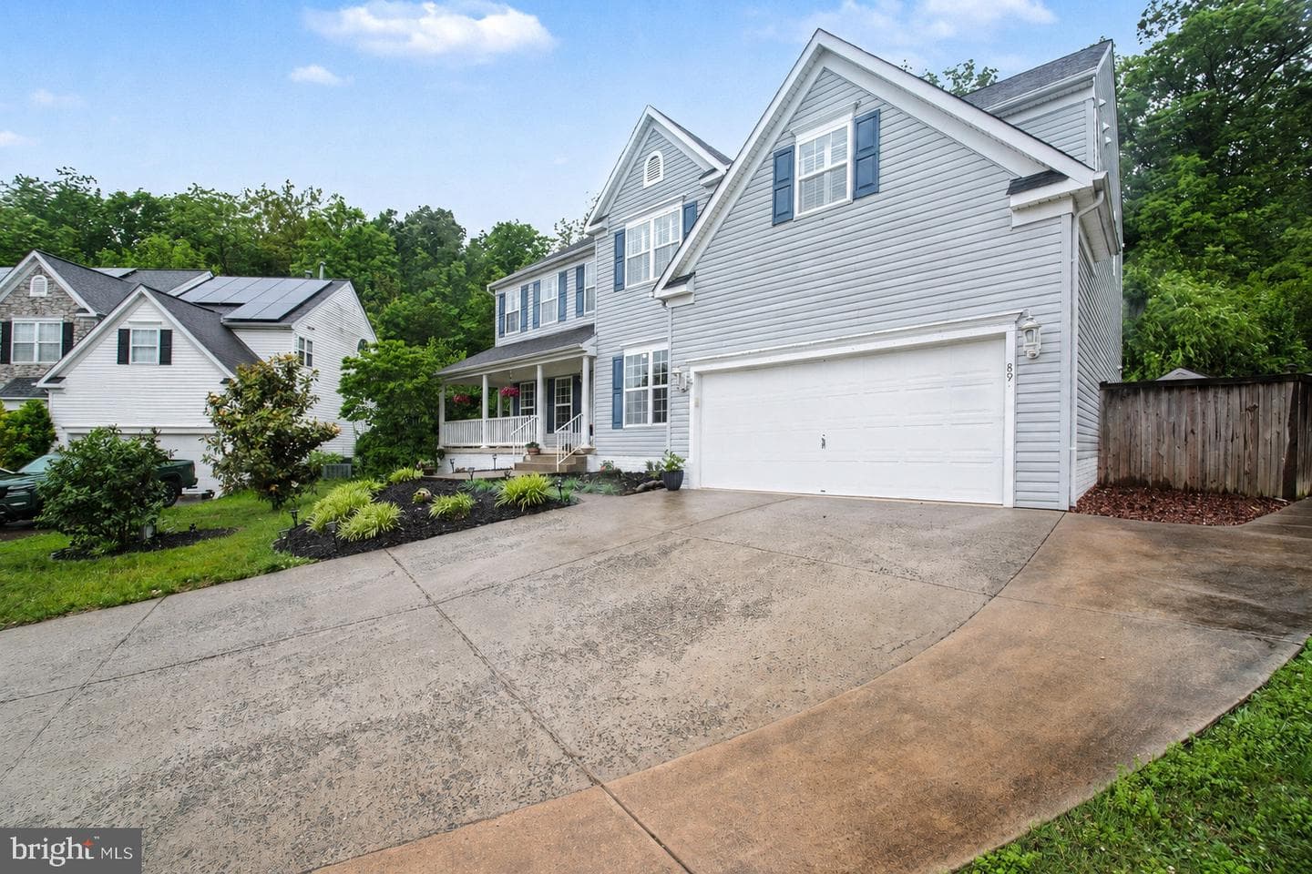 89 Tavern Road photo 3