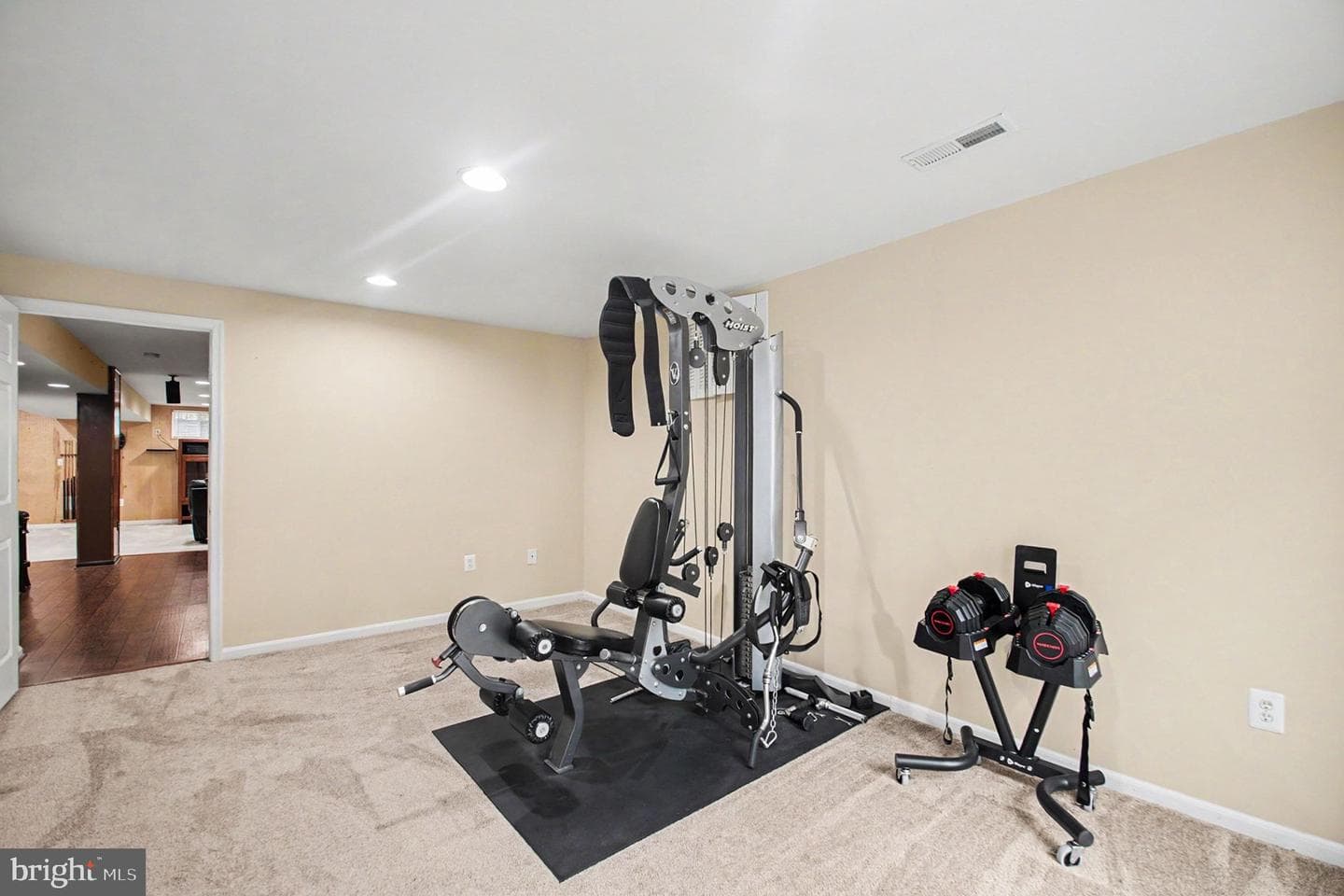 89 Tavern Road photo 44