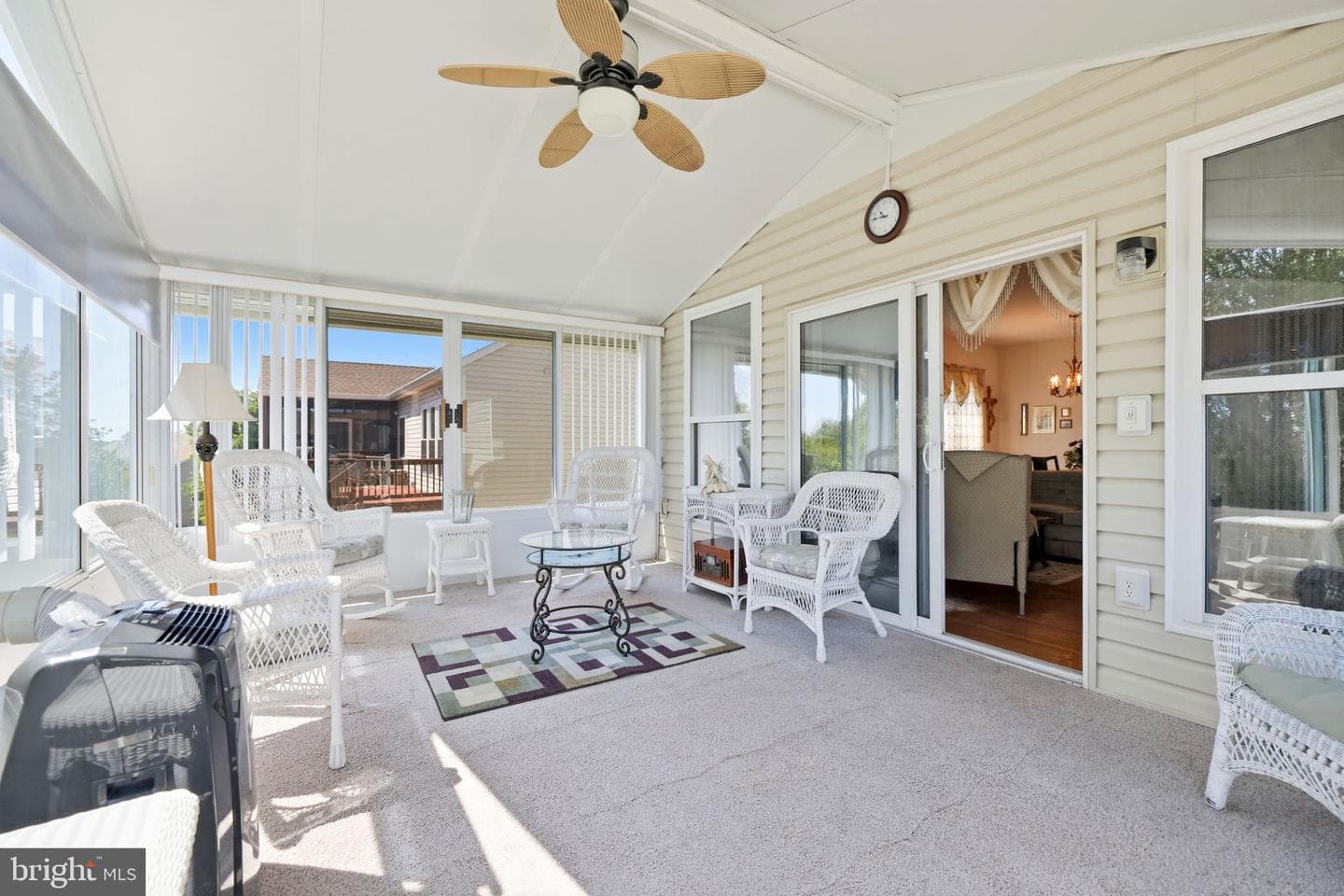 9 Linden Court photo 12