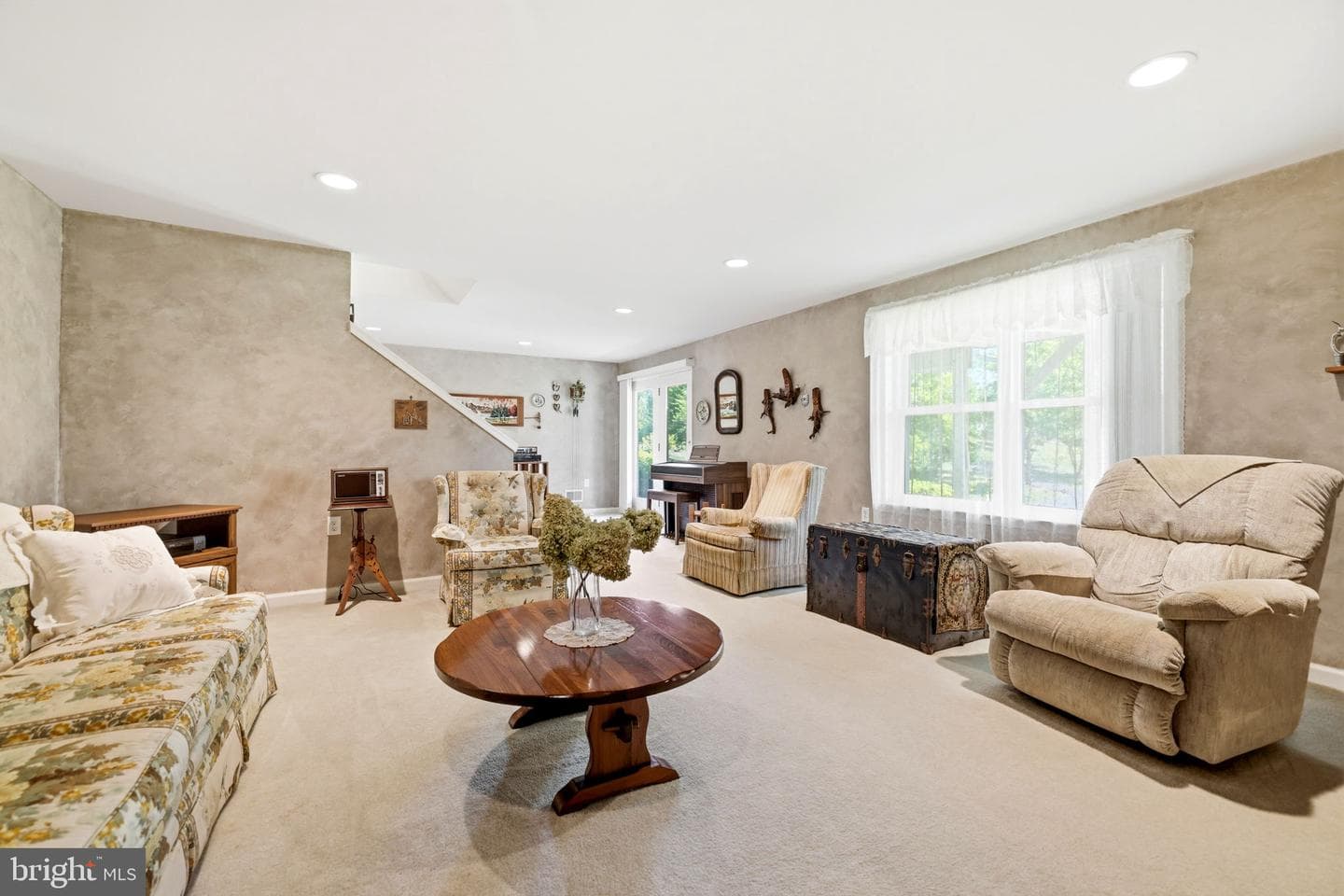 9 Linden Court photo 33